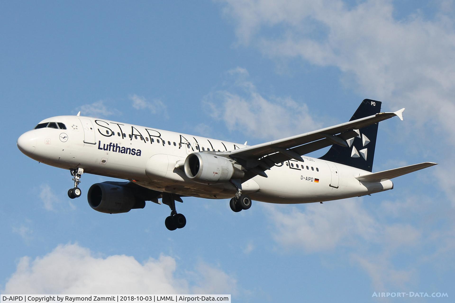 D-AIPD, 1989 Airbus A320-211 C/N 0072, A320 D-AIPD Lufthansa Star Alliance