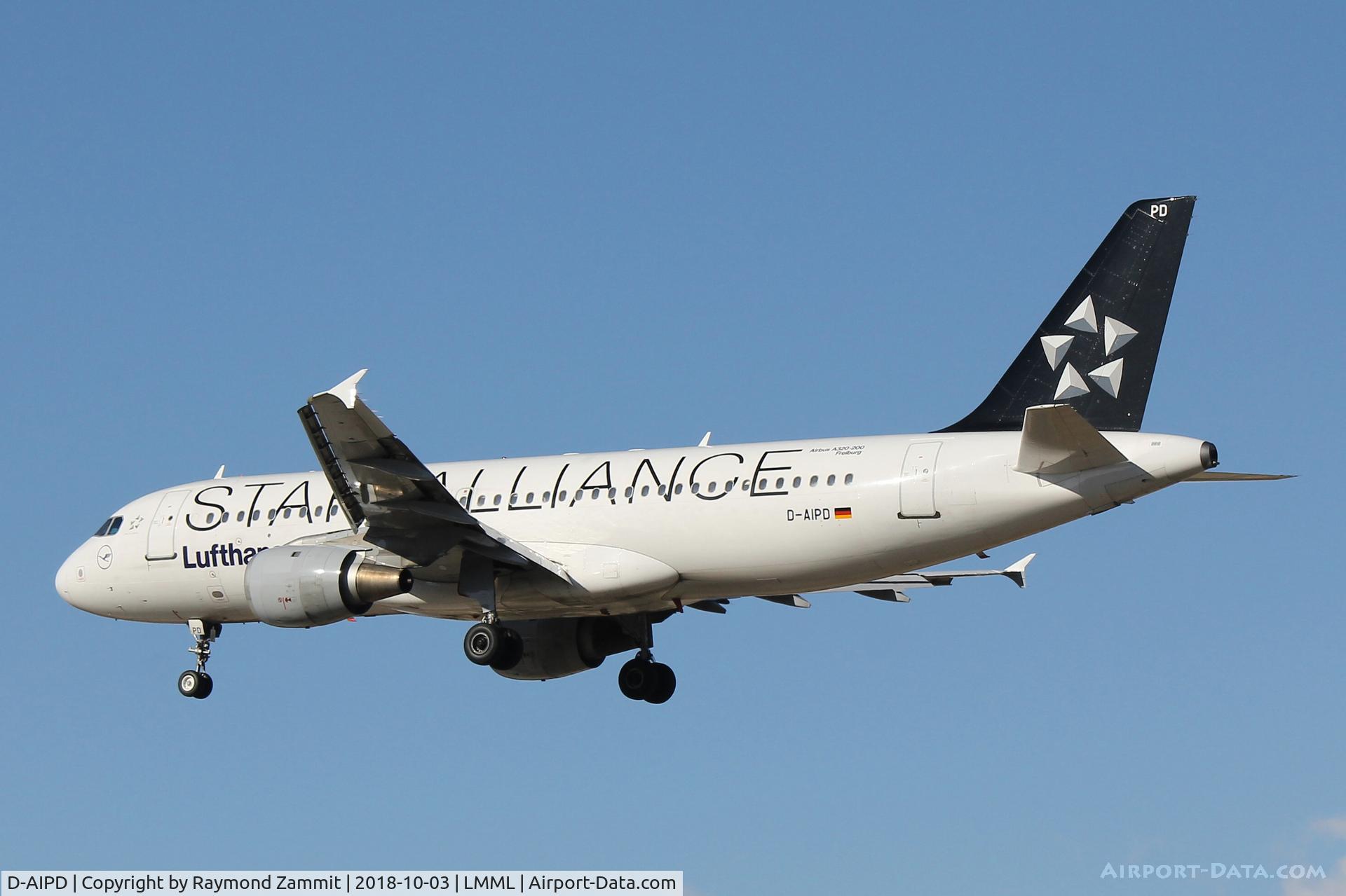 D-AIPD, 1989 Airbus A320-211 C/N 0072, A320 D-AIPD Lufthansa Star Alliance