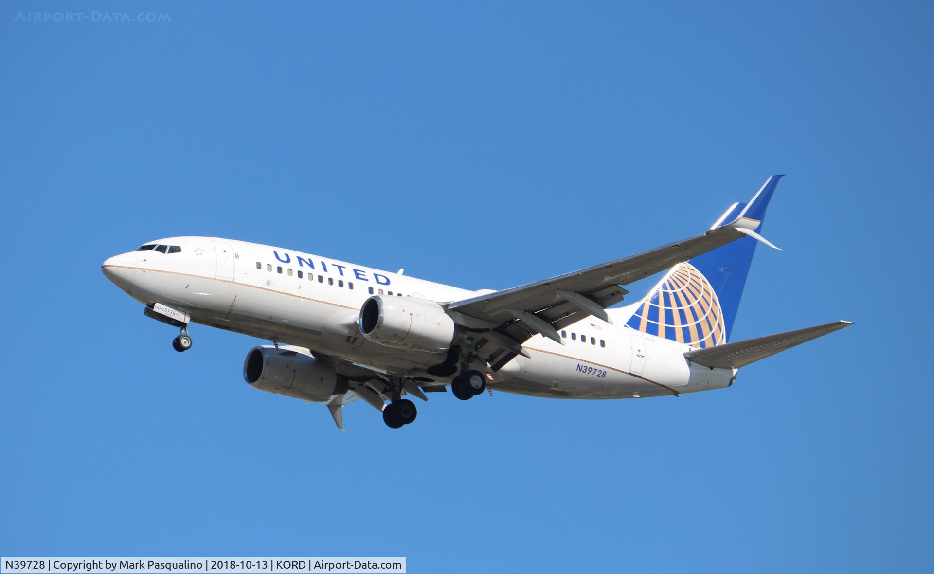 N39728, 1999 Boeing 737-724 C/N 28944, Boeing 737-724