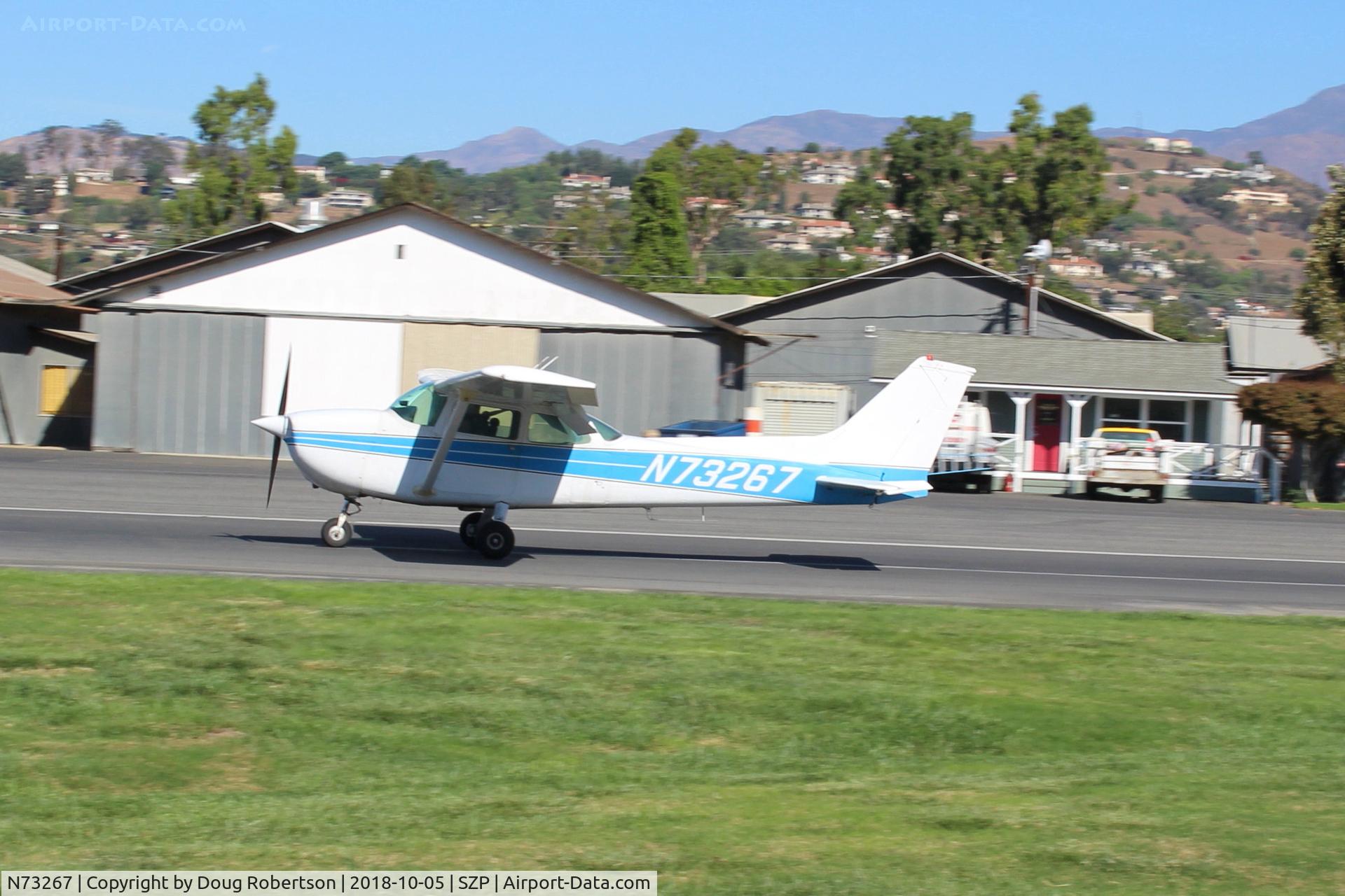N73267, 1976 Cessna 172M C/N 17267344, 1976 Cessna 172M SKYHAWK, Lycoming O-320-E2D 150 Hp, landing roll Rwy 22