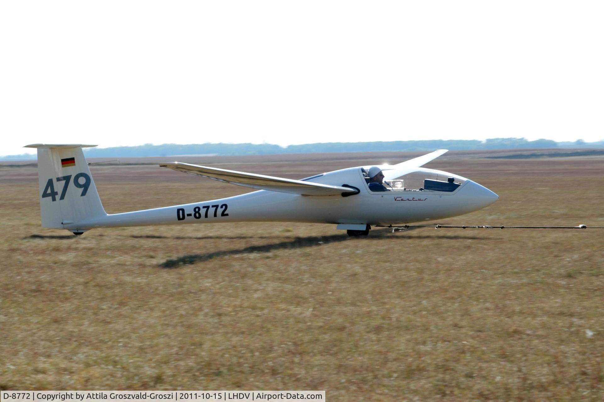 D-8772, 1983 Schempp-Hirth Ventus B/16.6 C/N 10/141, LHDV Dunaújváros Airport, Hungary