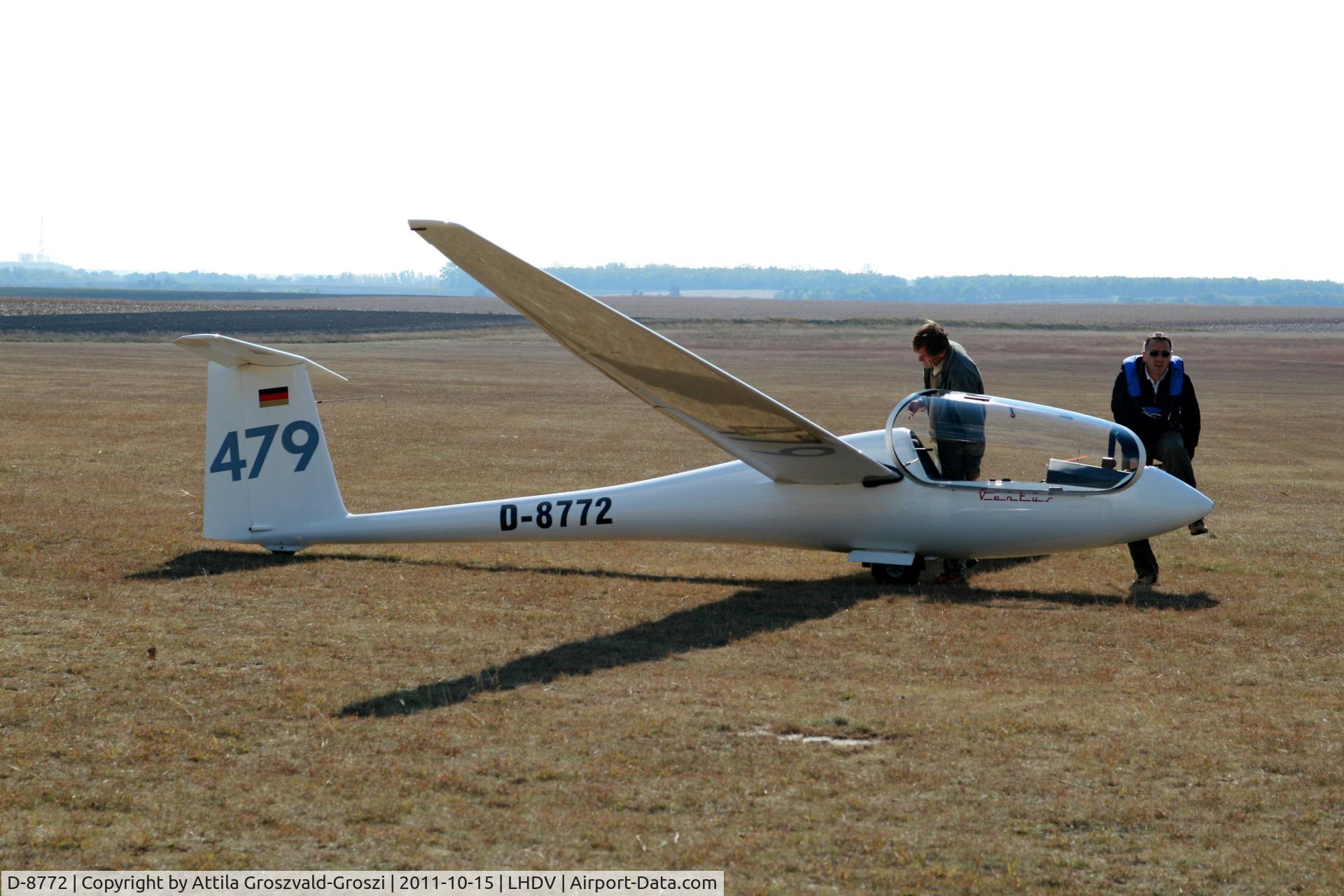 D-8772, 1983 Schempp-Hirth Ventus B/16.6 C/N 10/141, LHDV Dunaújváros Airport, Hungary