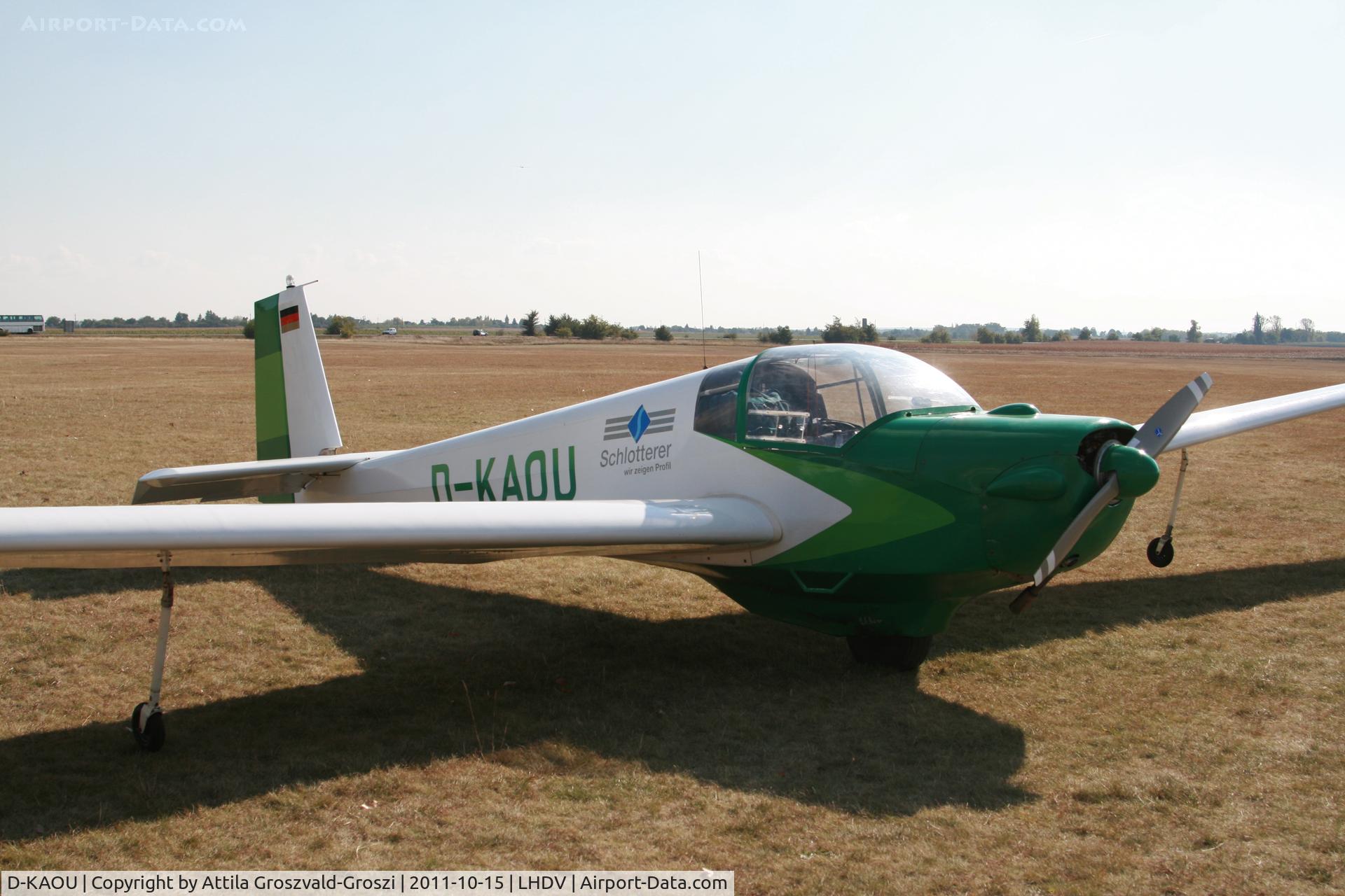 D-KAOU, 1972 Scheibe SF-25C Falke 1700 C/N 4234, LHDV Dunaújváros Airport, Hungary