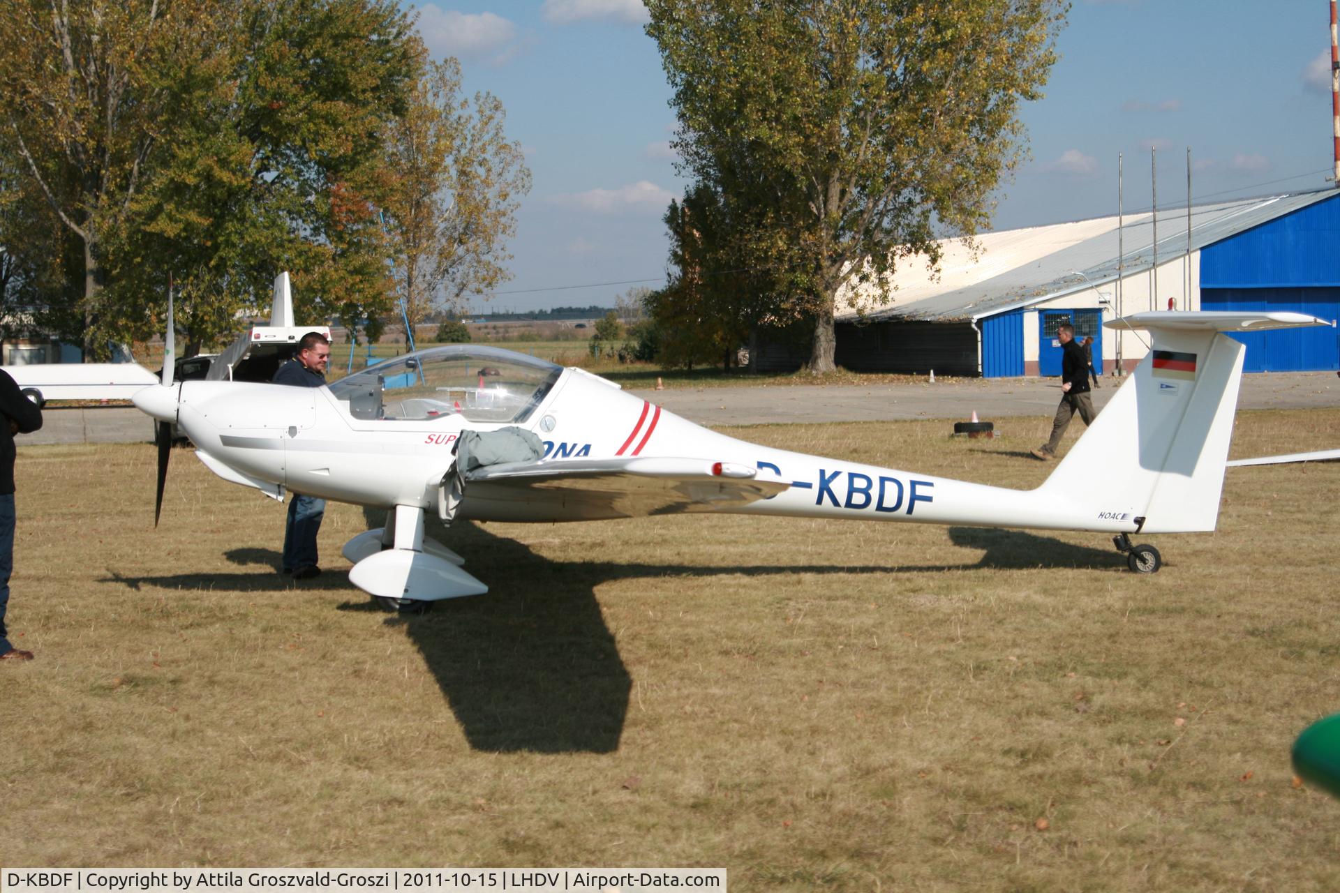 D-KBDF, 1994 Hoffmann HK-36R Super Dimona C/N 36397, LHDV Dunaújváros Airport, Hungary