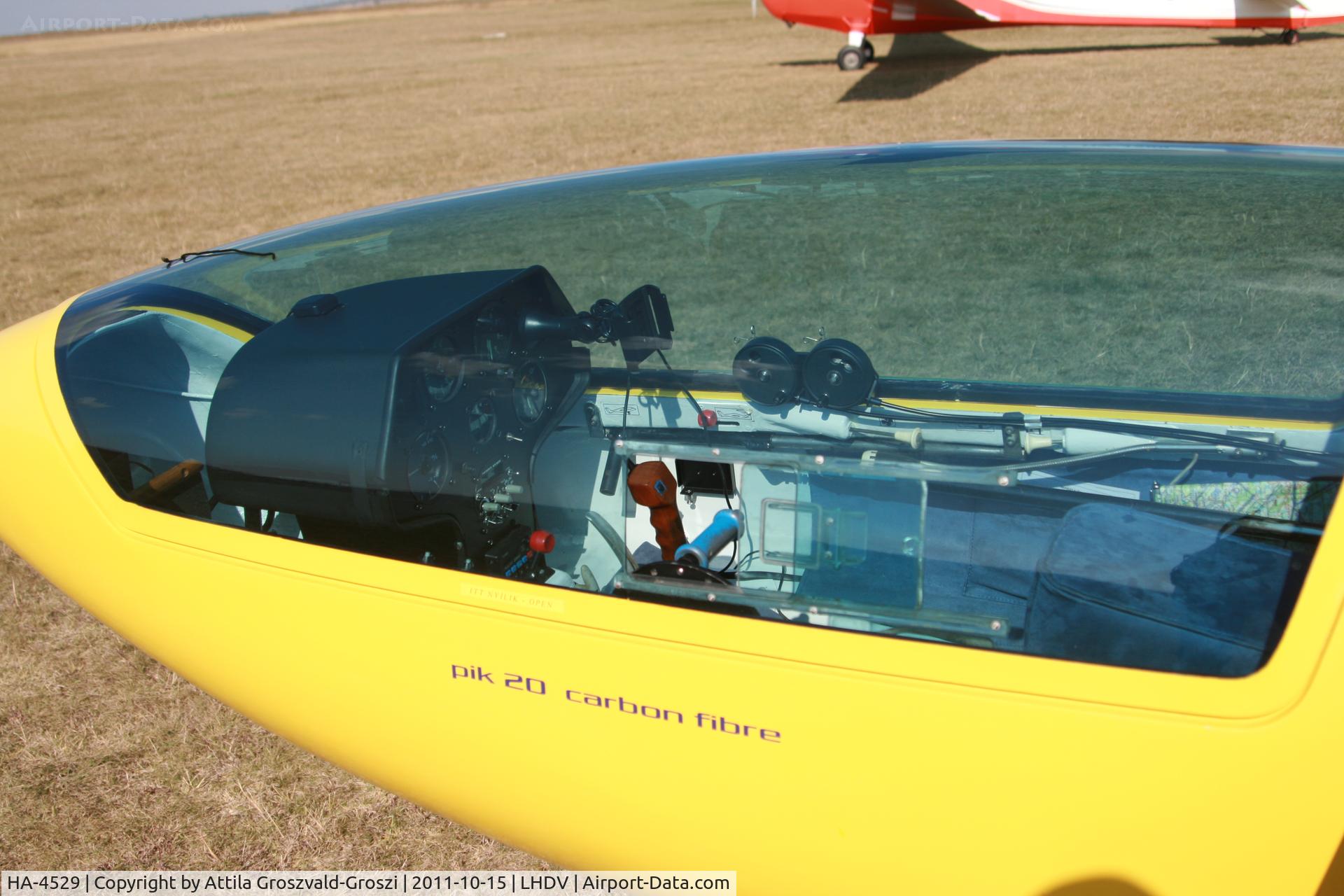 HA-4529, Eiriavion PIK-20B C/N 20048, LHDV Dunaújváros Airport, Hungary