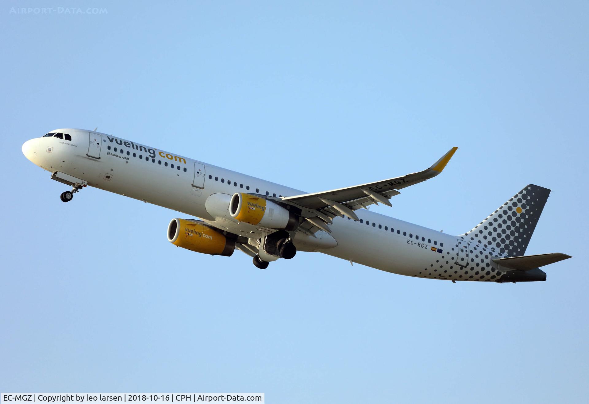 EC-MGZ, 2015 Airbus A321-231 C/N 6660, Copenhagen 16.10.2018