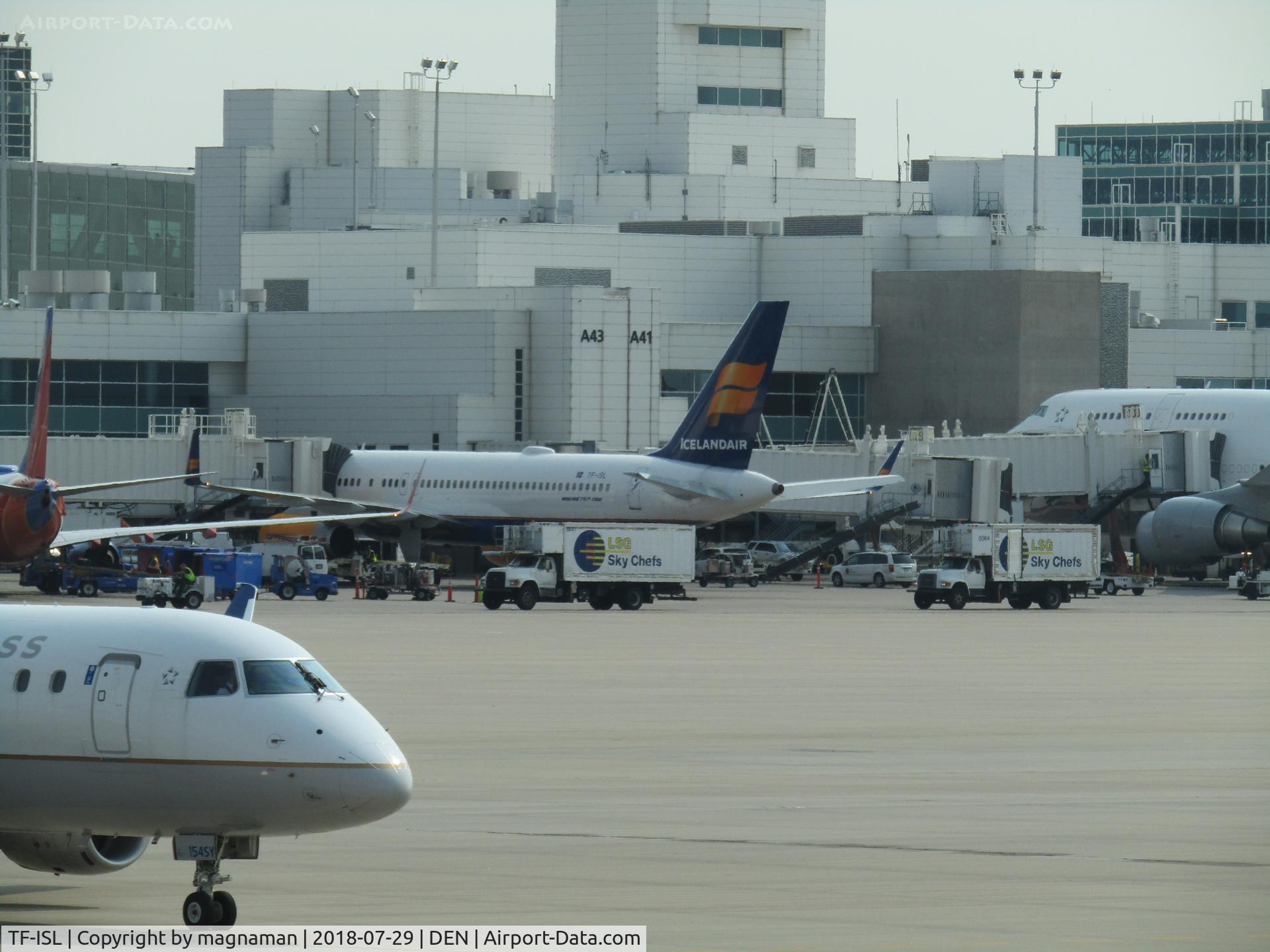 TF-ISL, 1991 Boeing 757-223 C/N 25295, trying to hide on stand at DEN