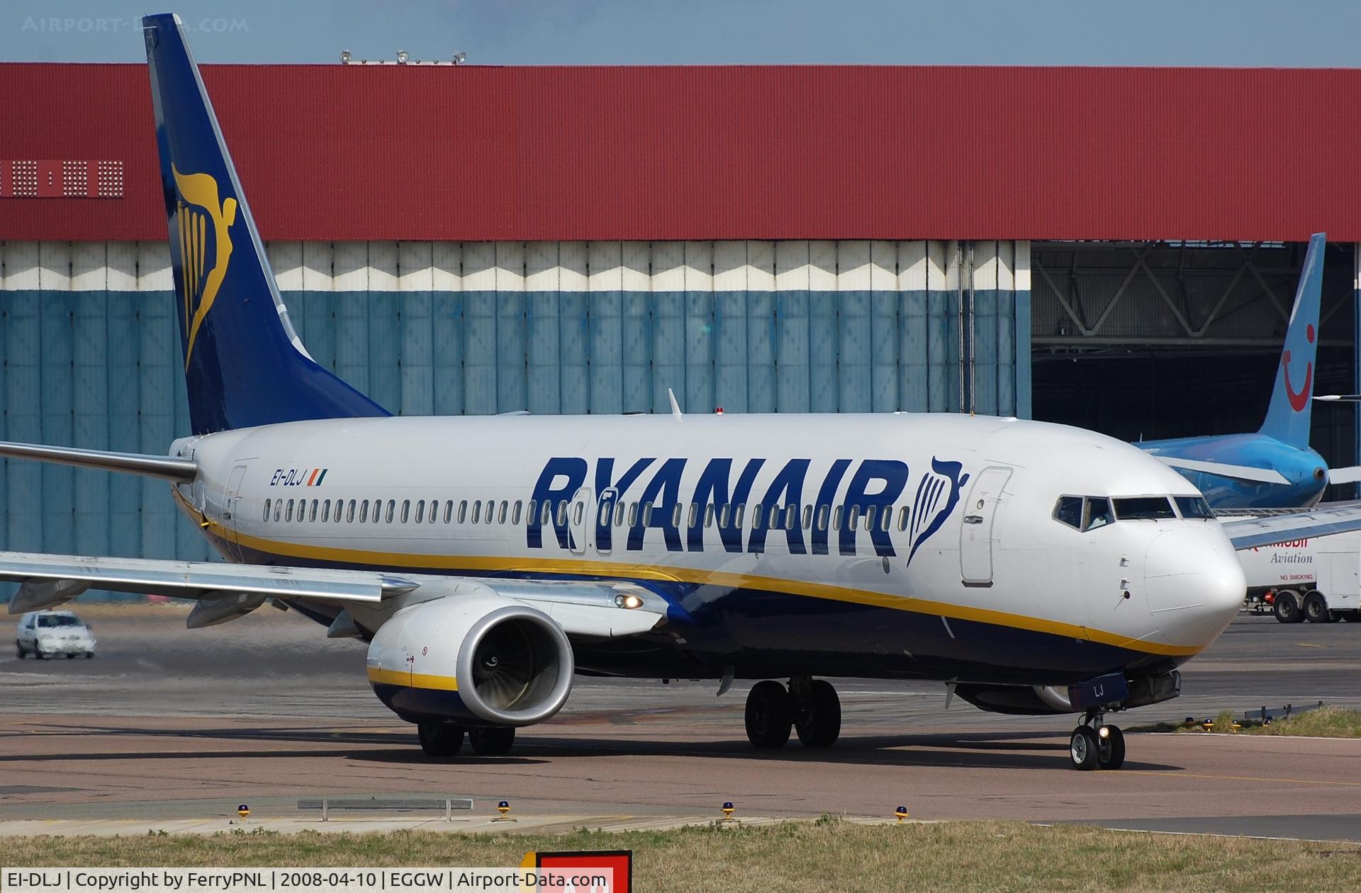 EI-DLJ, 2006 Boeing 737-8AS C/N 34177, Ryanair B738 taxying for departure