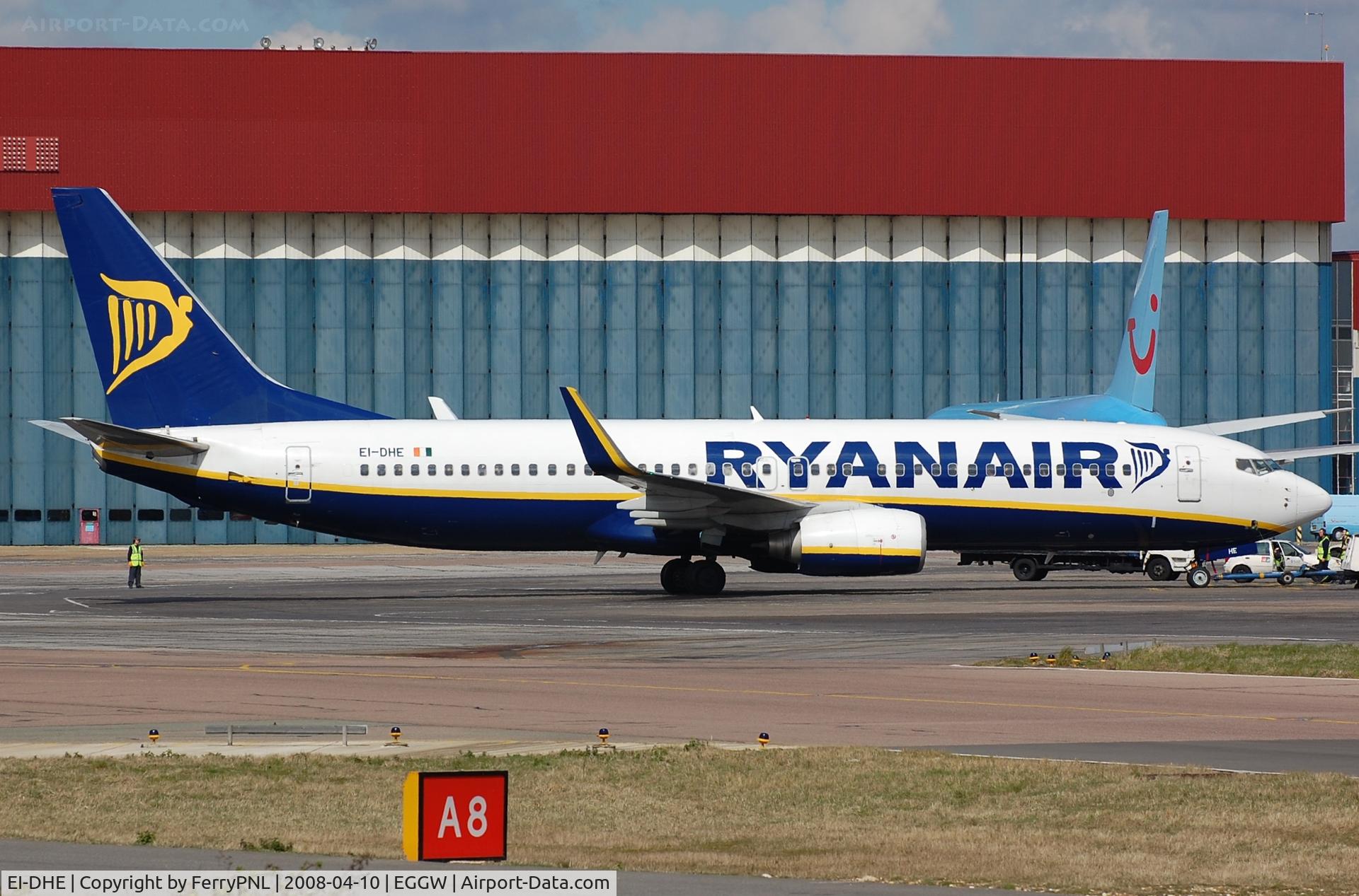 EI-DHE, 2005 Boeing 737-8AS C/N 33574, Ryanair B738 pushed-back.