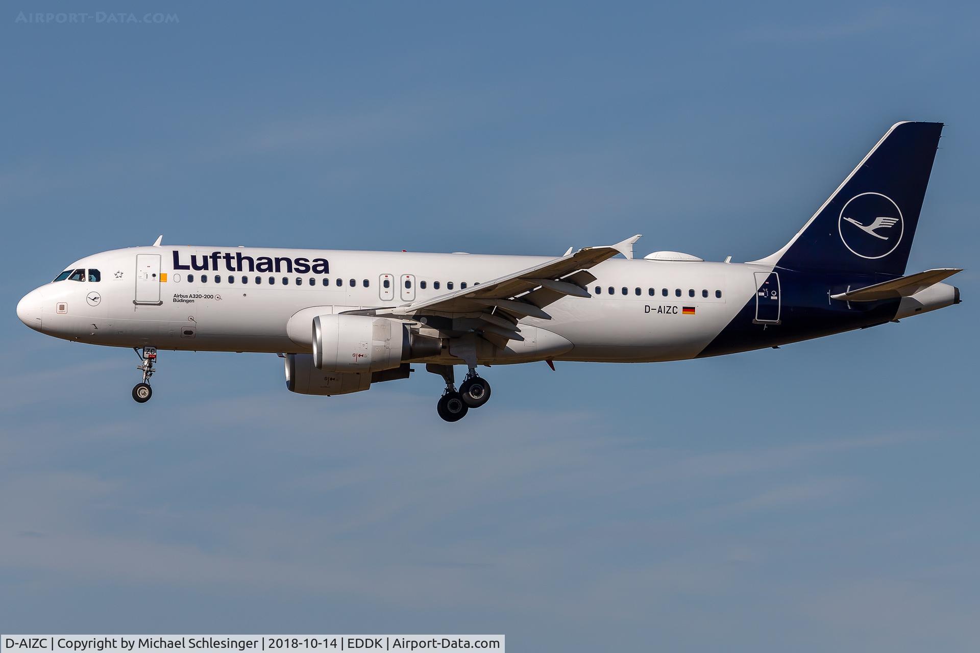 D-AIZC, 2009 Airbus A320-214 C/N 4153, D-AIZC - Airbus A320-214 - Lufthansa