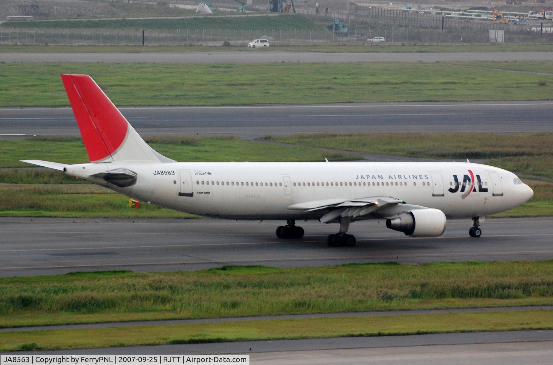 JA8563, 1993 Airbus A300B4-622R C/N 683, JAL A306