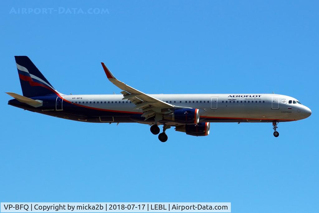 VP-BFQ, 2017 Airbus A321-211 C/N 7678, Landing