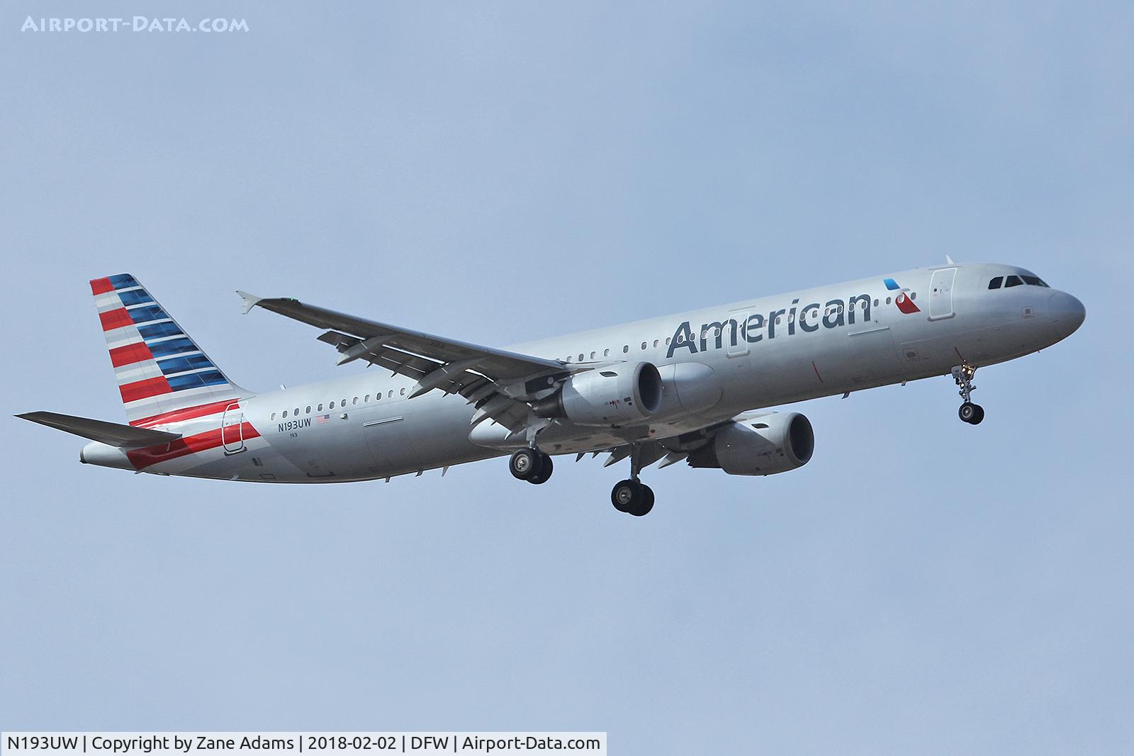 N193UW, 2008 Airbus A321-211 C/N 3584, Landing at DFW Aiport