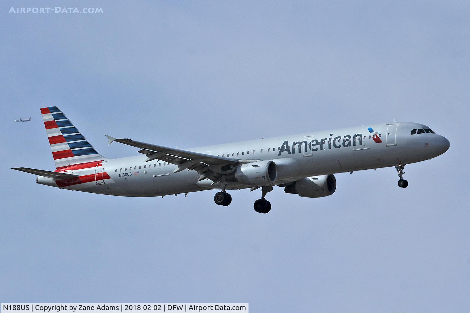 N188US, 2002 Airbus A321-211 C/N 1724, Landing at DFW Aiport