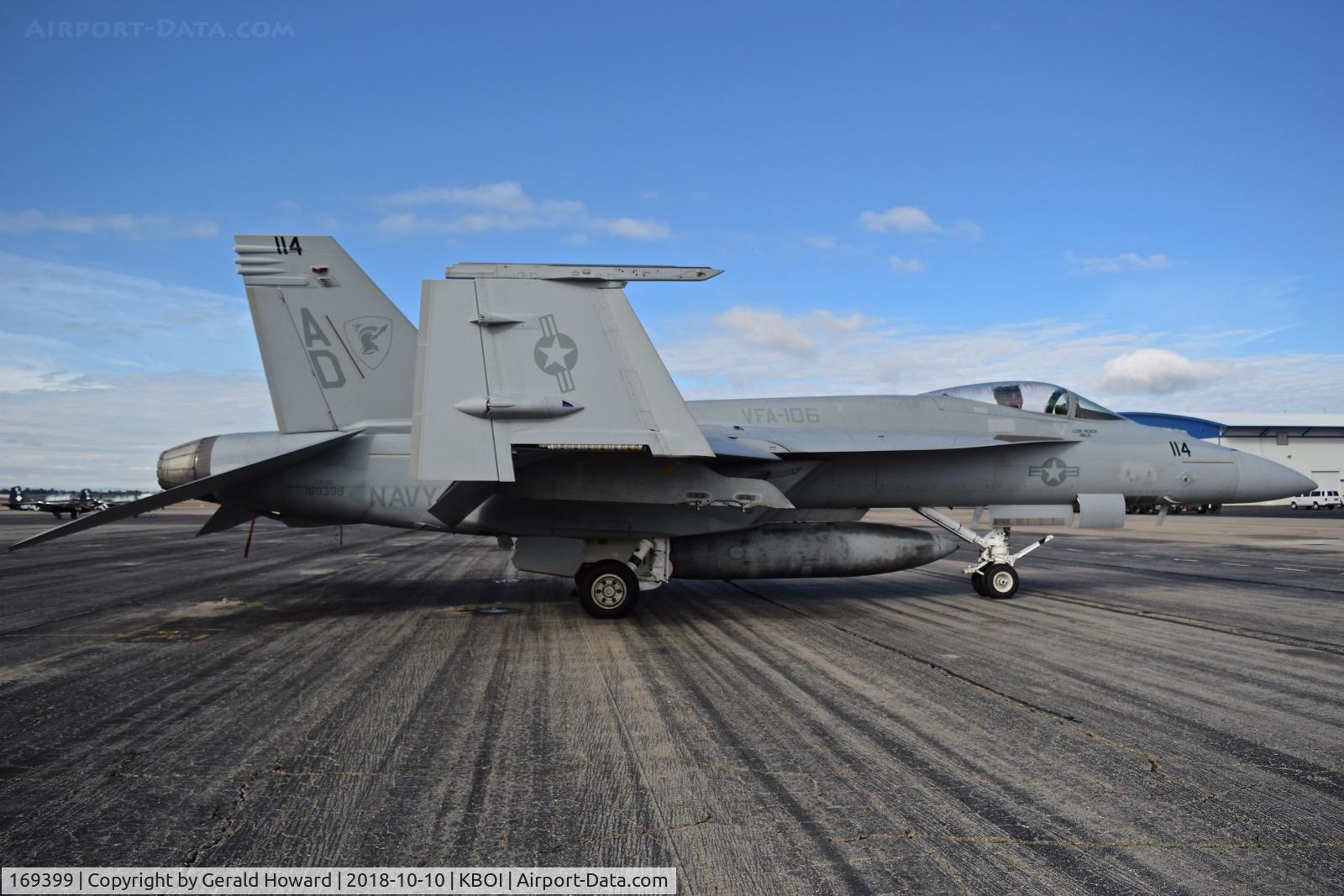169399, Boeing F/A-18E Super Hornet C/N E302, VFA-106 