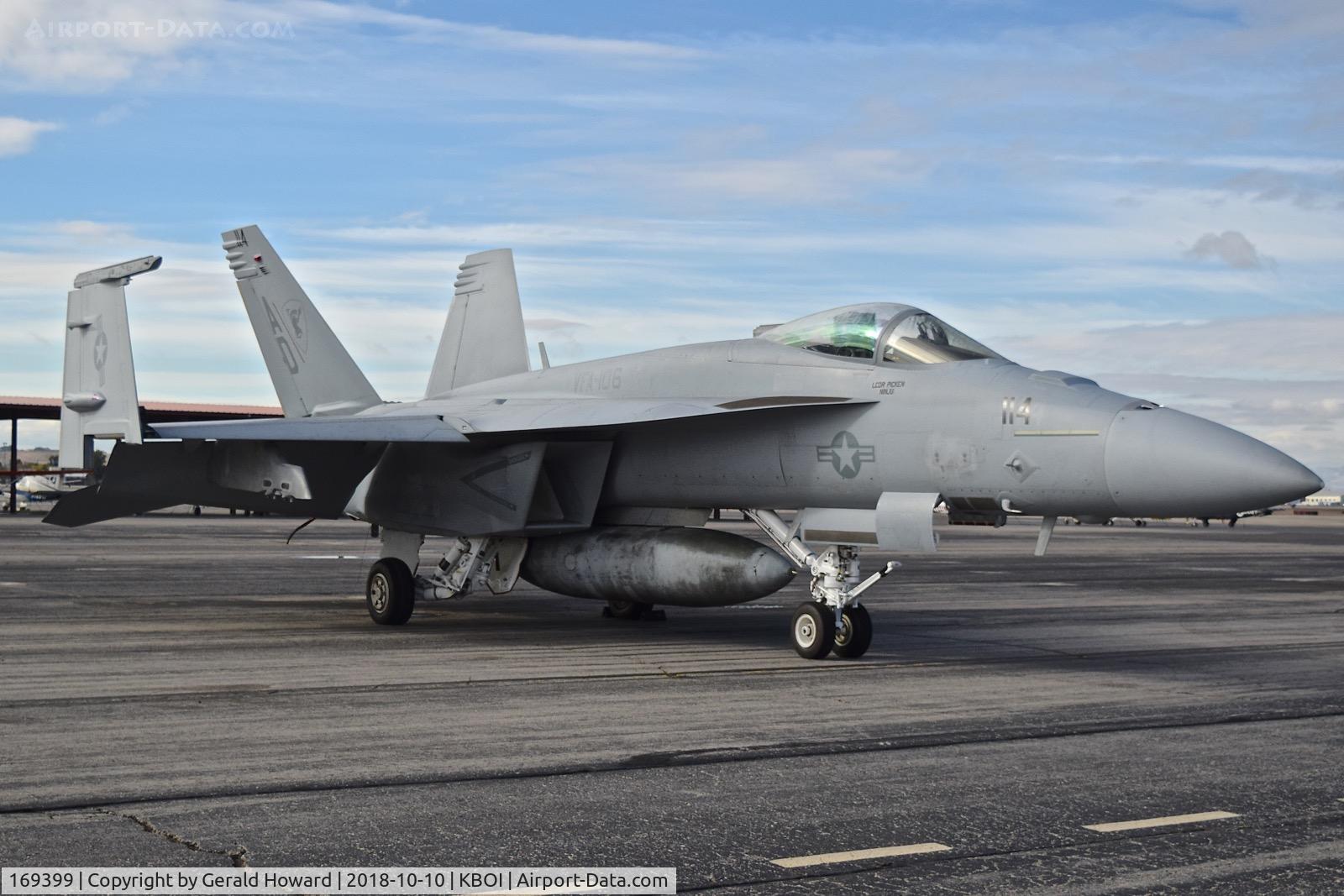 169399, Boeing F/A-18E Super Hornet C/N E302, VFA-106 