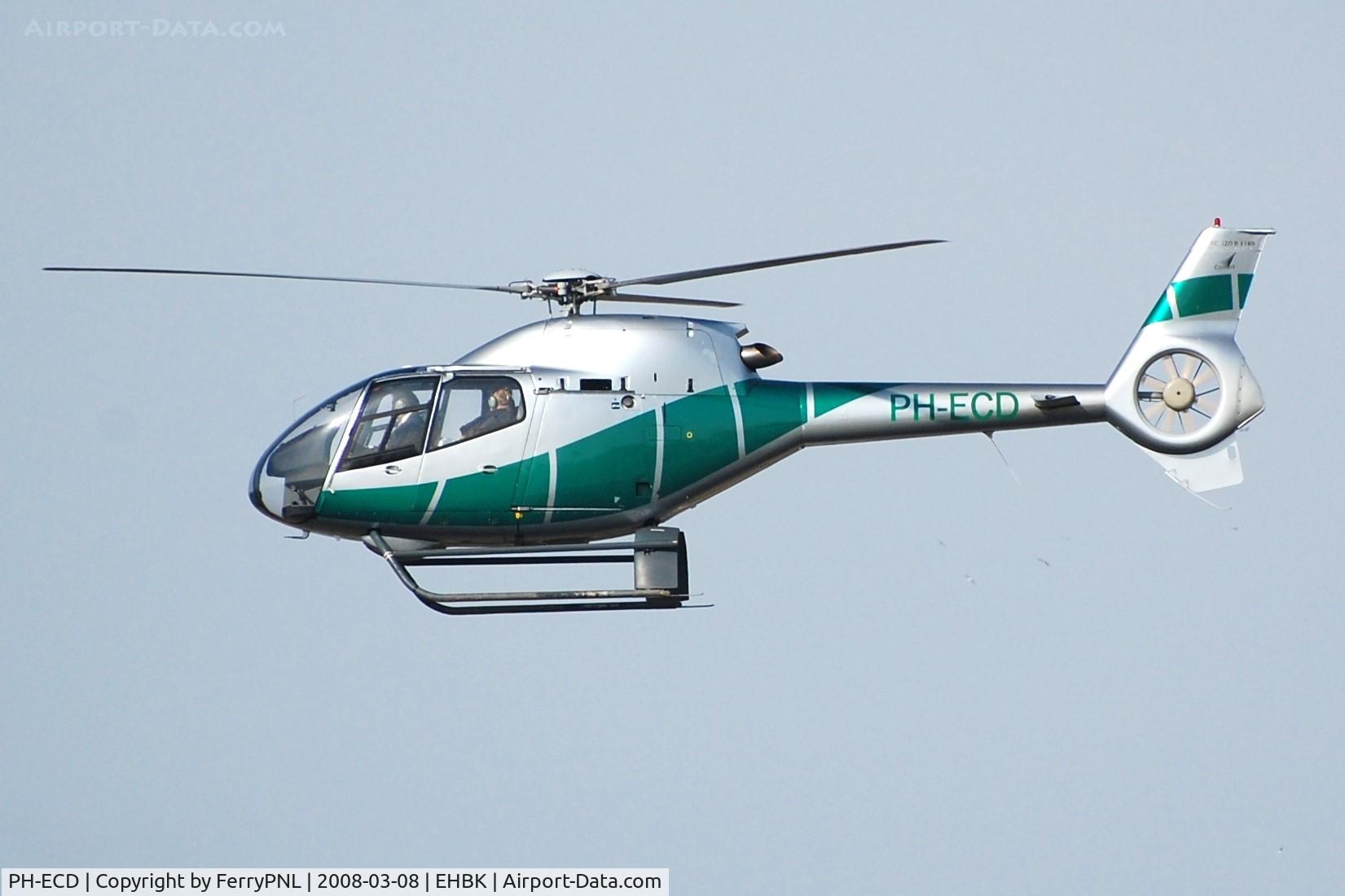 PH-ECD, Eurocopter EC-120B Colibri C/N 1169, EC120 Colibri over MST