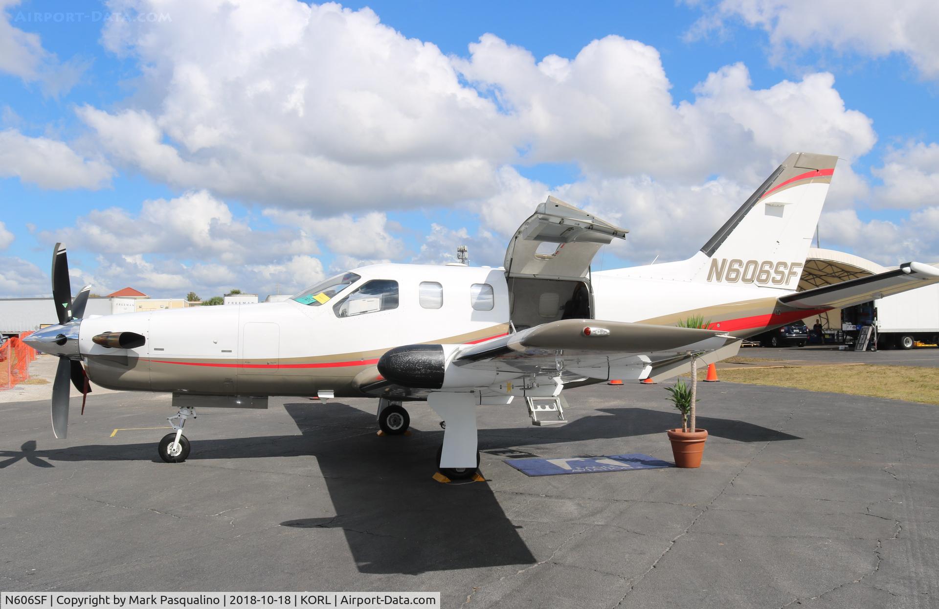 N606SF, 2000 Socata TBM-700 C/N 180, Socata TBM-700