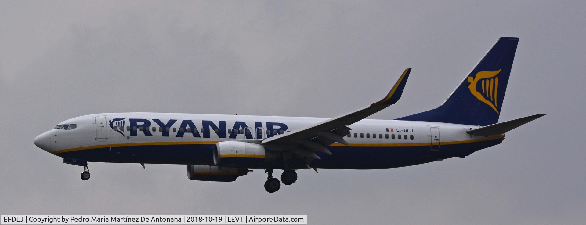 EI-DLJ, 2006 Boeing 737-8AS C/N 34177, Foronda - Vitoria-Gasteiz - Euskadi - España