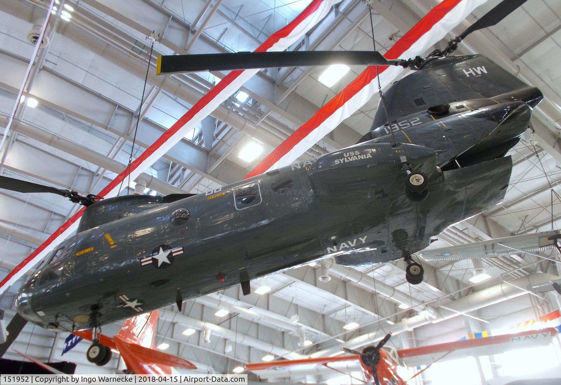 151952, Boeing Vertol HH-46A Sea Knight C/N 2102, Boeing-Vertol HH-46A Sea Knight at the NMNA, Pensacola FL
