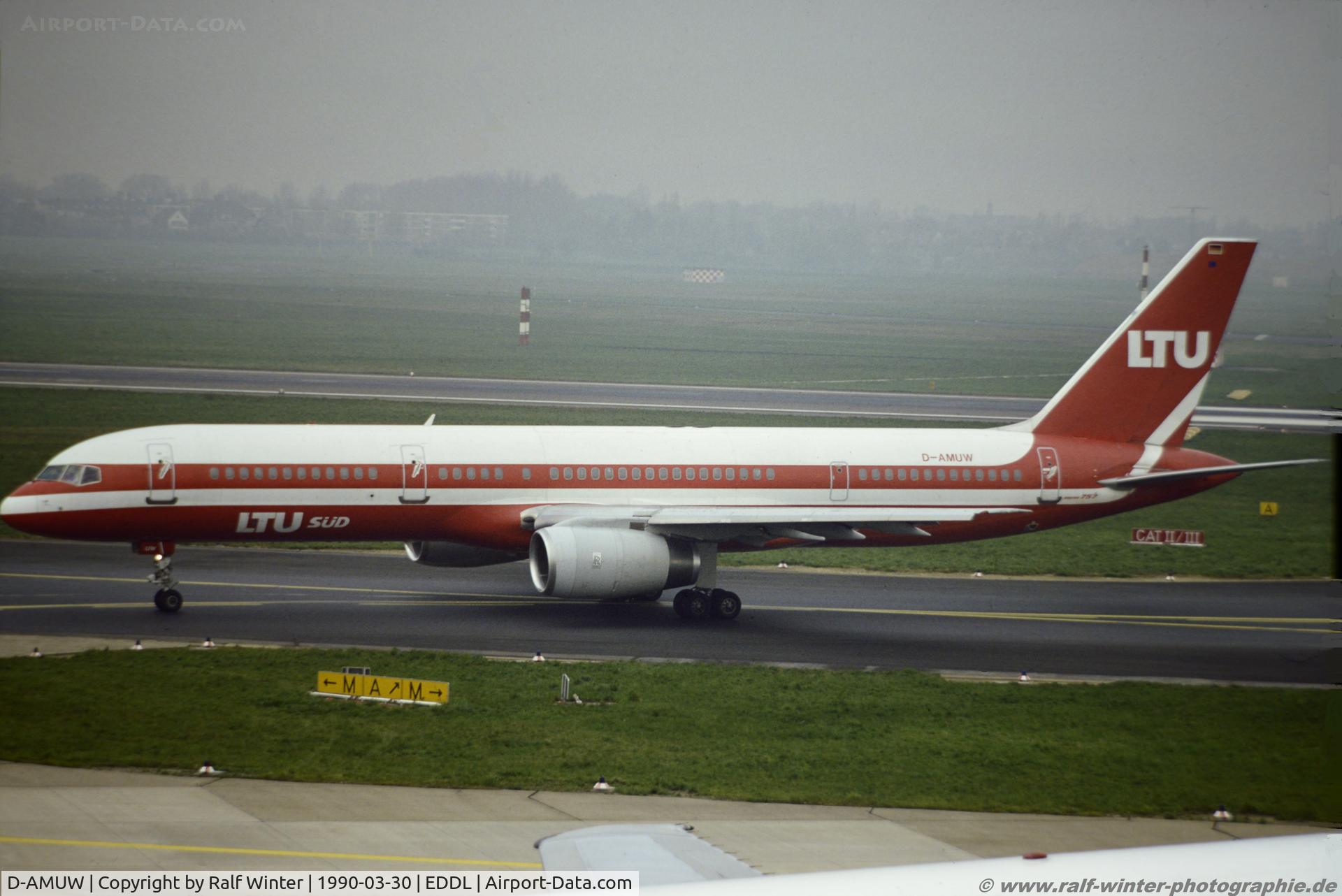 D-AMUW, 1987 Boeing 757-2G5 C/N 23929, Boeing 757-2G5SF - LTS LTU Sued International Airways - 23929 - D-AMUW - 30.03.1990 - DUS