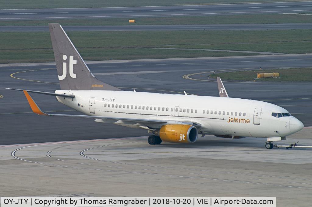 OY-JTY, 2001 Boeing 737-7Q8 C/N 30727, Jettime Boeing 737-700