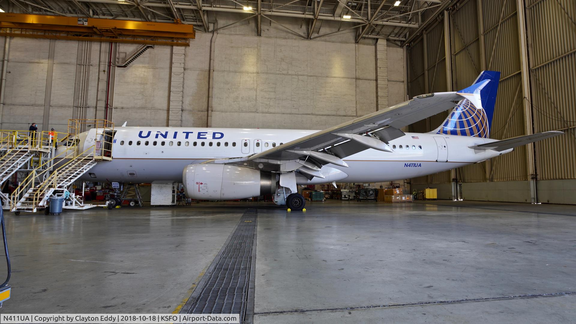 N411UA, 1994 Airbus A320-232 C/N 464, SFO 2018.