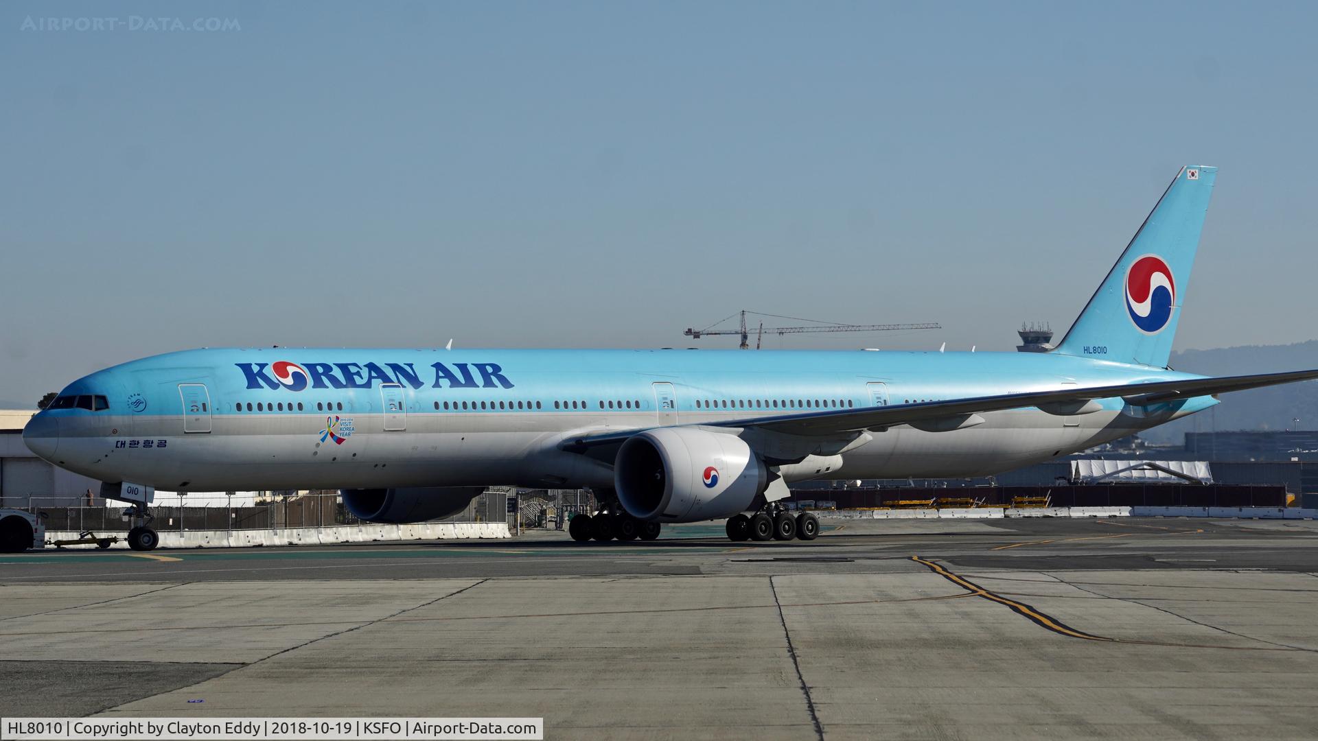 HL8010, 2015 Boeing 777-3B5/ER C/N 42120, SFO 2018.