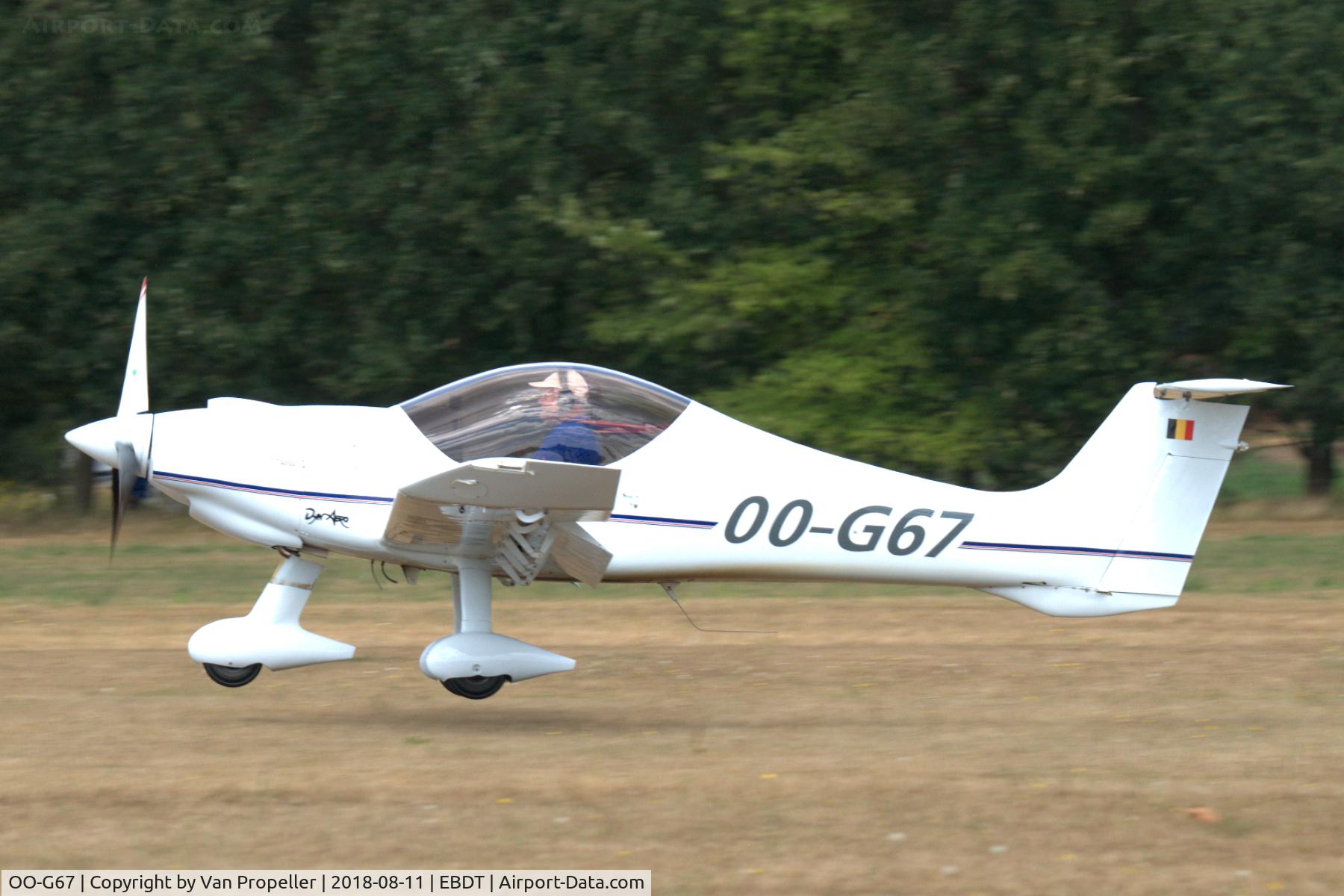 OO-G67, 2004 Dyn'Aero MCR UL C/N 290, Dyn'Aéro MCR01 ULC landing at Schaffen-Diest, old-timer fly-in 2018