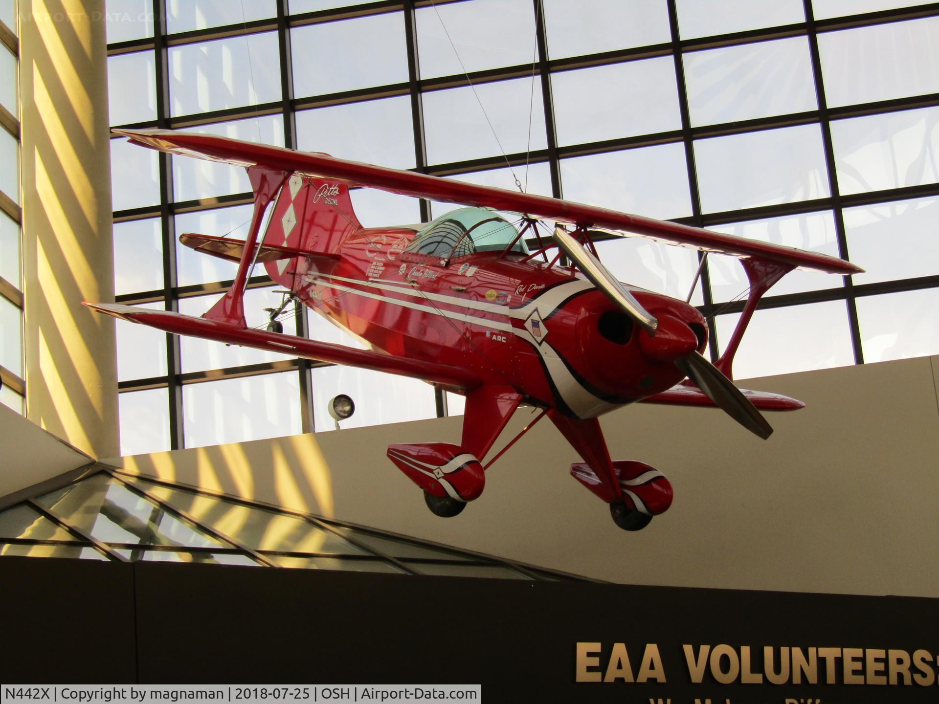 N442X, 1969 Pitts S-1 Special C/N 117H, another pitts at EAA