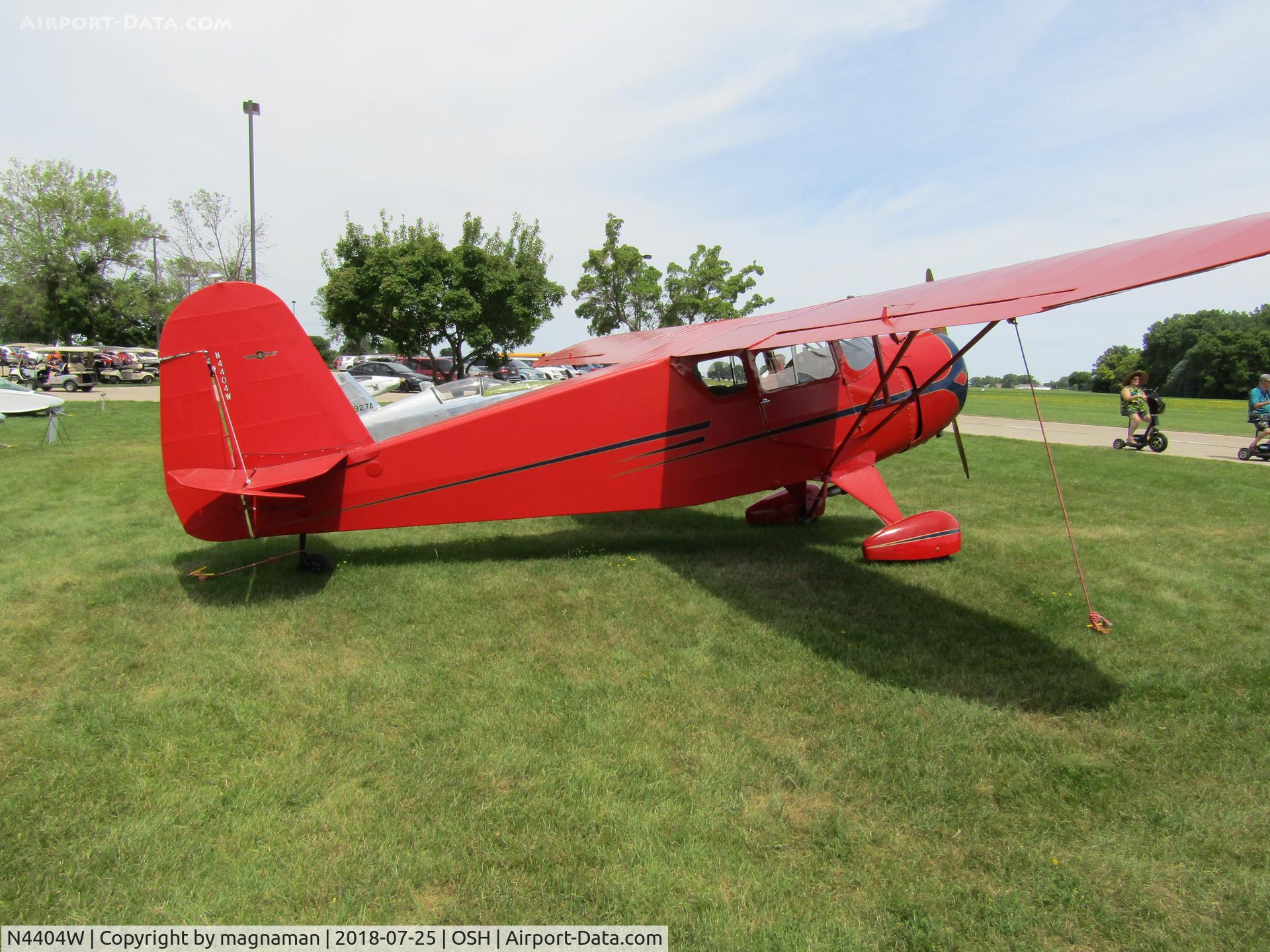N4404W, Rearwin Cloudster 8135 C/N 828, at EAA museym