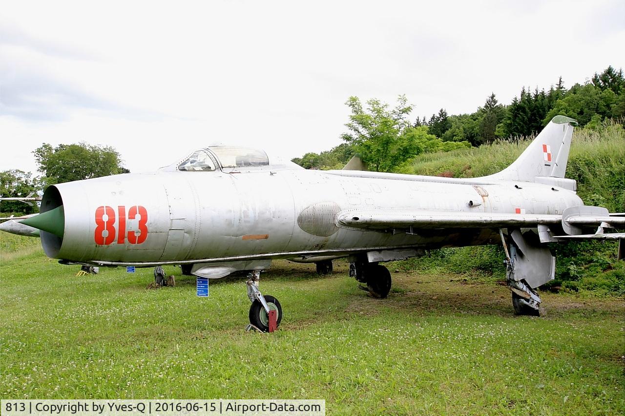 813, Sukhoi Su-7BKL C/N 7813, Mikoyan-Gurevich MiG-21F-13, Savigny-Les Beaune Museum