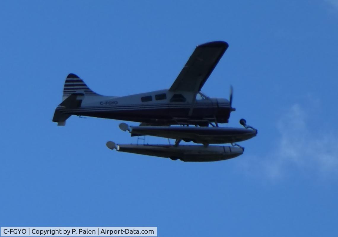 C-FGYO, 1951 De Havilland Canada DHC-2 Beaver Mk.1 C/N 143, Flight over Sparrow Lake Ontario.