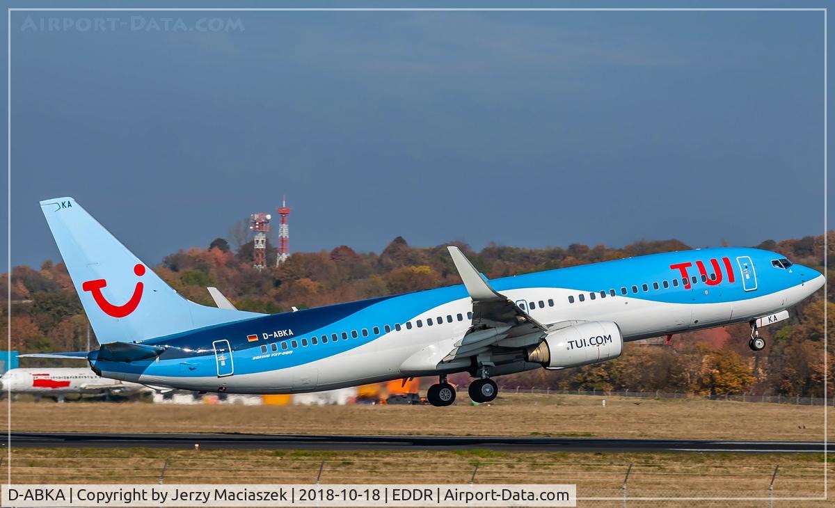 D-ABKA, 1999 Boeing 737-82R C/N 29329, Boeing 737-82R