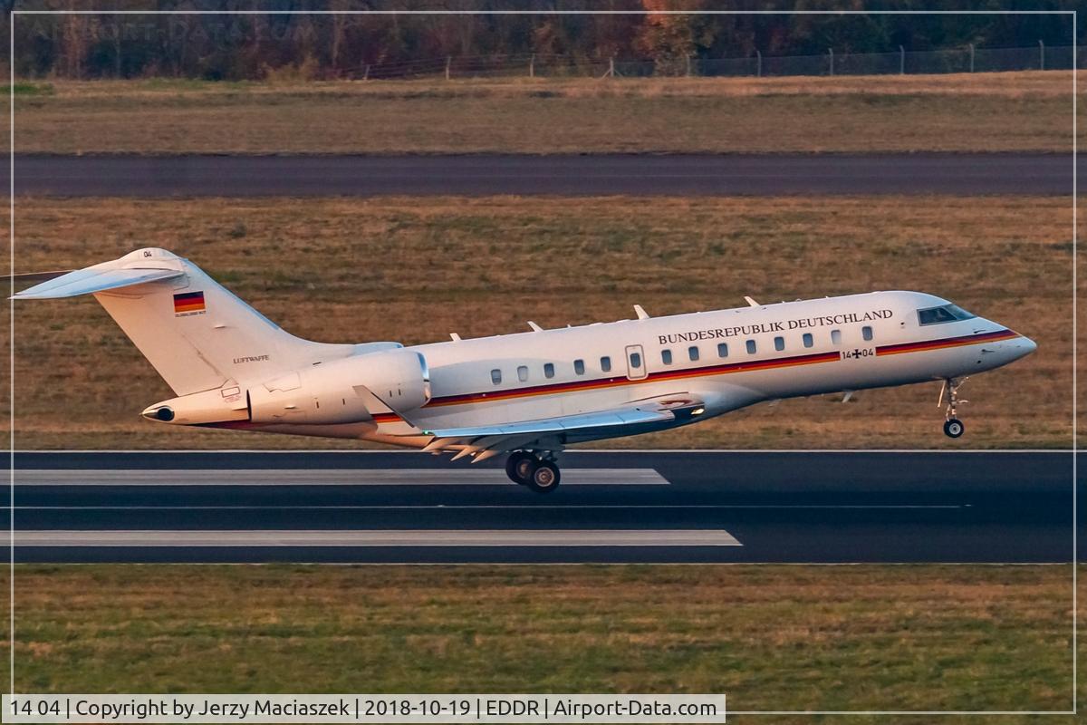 14 04, 2011 Bombardier BD-700-1A11 Global 5000 C/N 9417, Bombardier BD-700-1A11 Global Express
