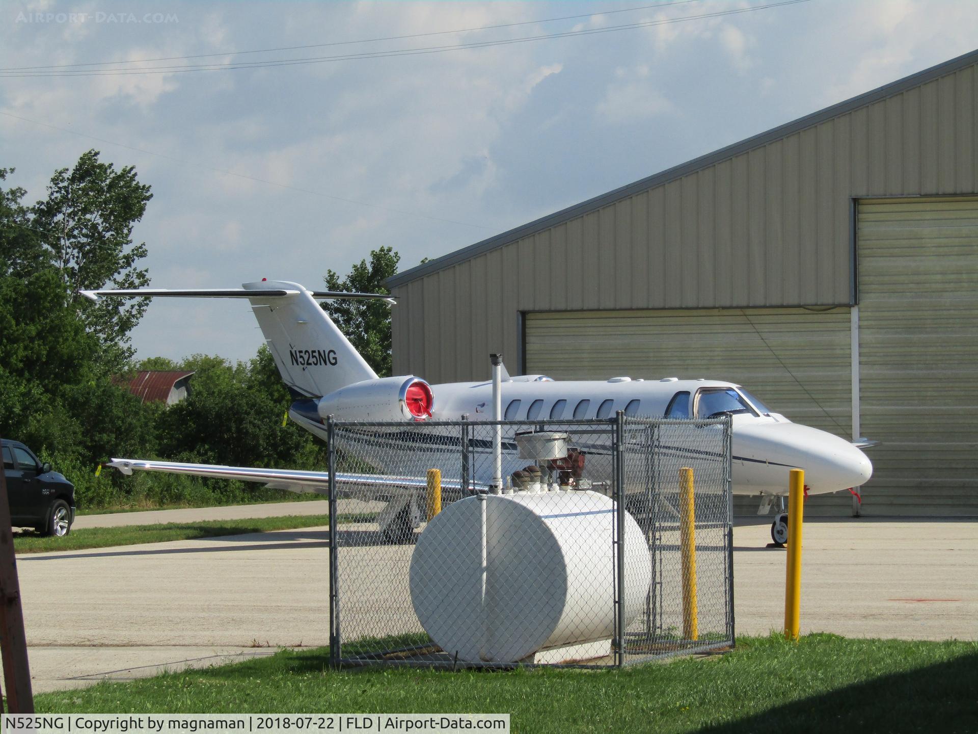 N525NG, 2008 Cessna 525A CitationJet CJ2+ C/N 525A-0388, at fond du lac