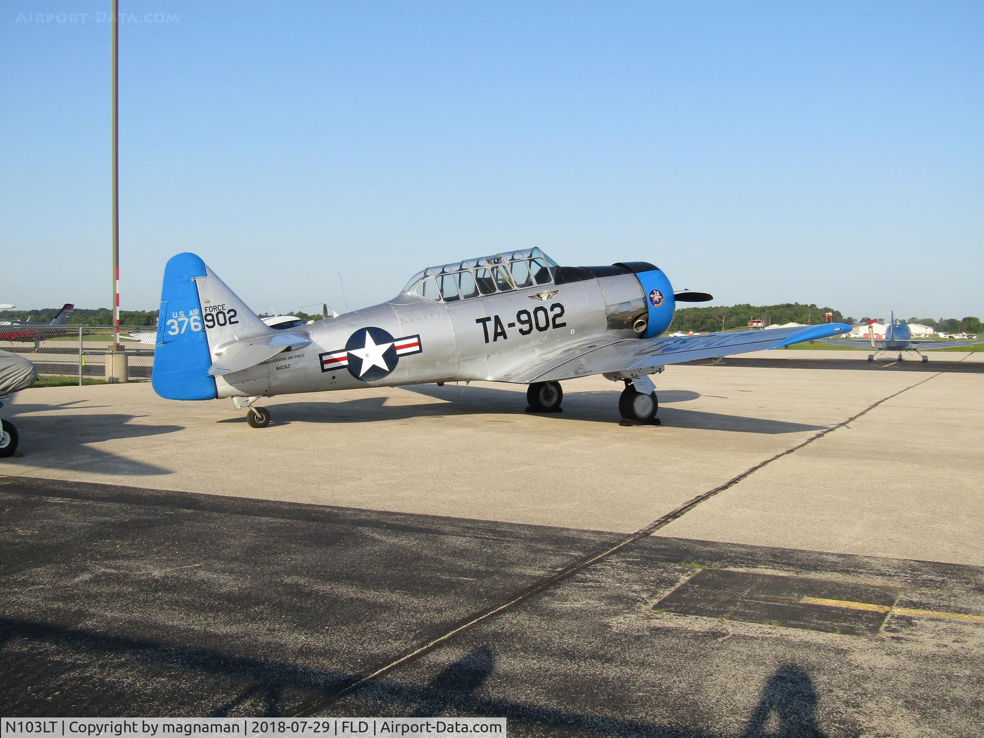 N103LT, 1943 North American SNJ-4 Texan C/N 88-12097, cool warbird at FLD