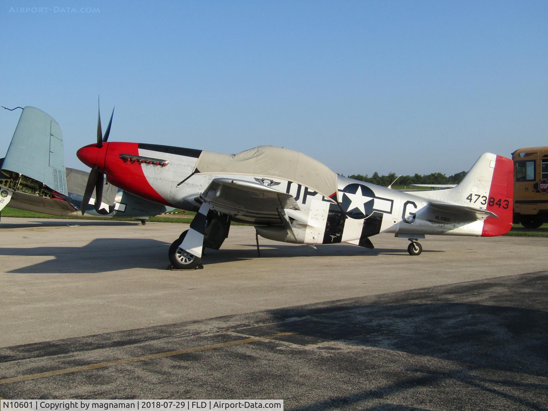 N10601, 1944 North American P-51D Mustang C/N 122-40383, smart musty at Fond Du Lac