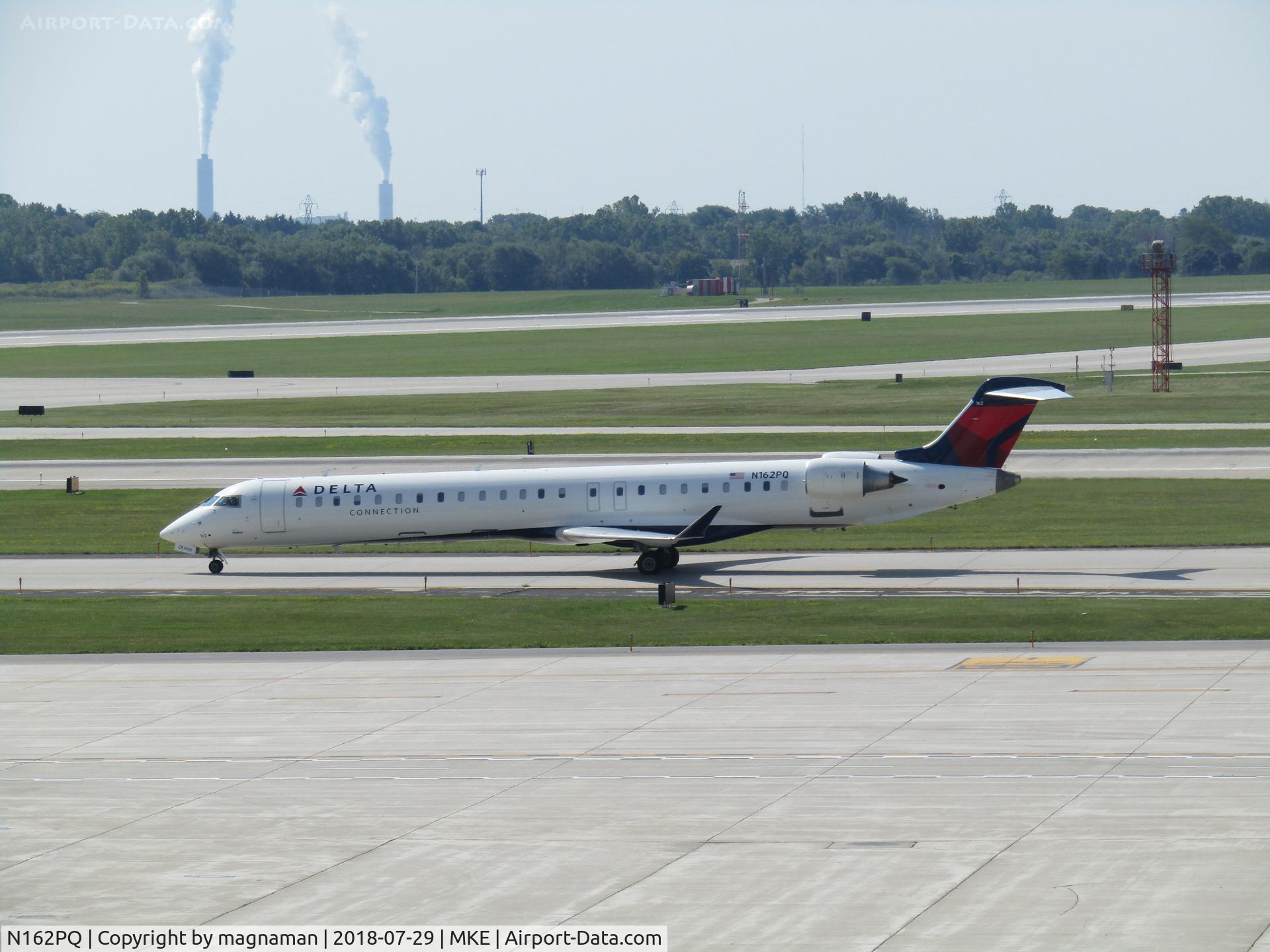 N162PQ, 2008 Bombardier CRJ-900ER (CL-600-2D24) C/N 15162, just landed at MKE