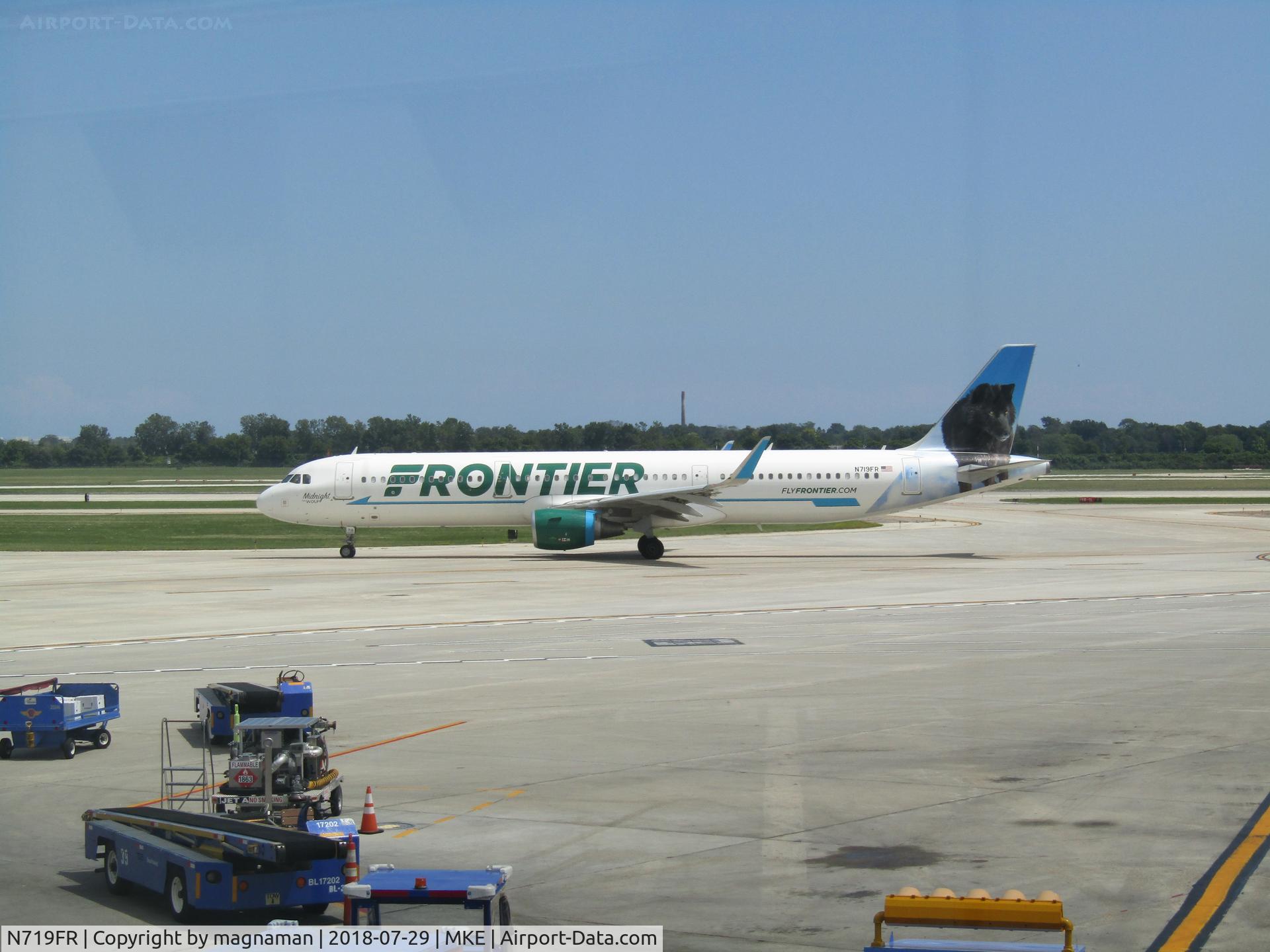 N719FR, 2017 Airbus A321-211 C/N 7736, cool airline