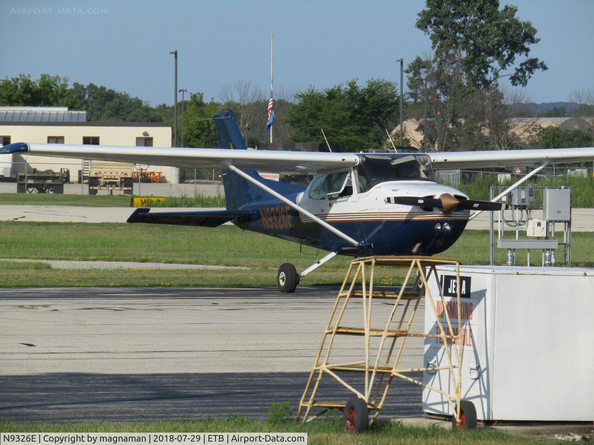 N9326E, 1979 Cessna 172N C/N 17272228, cessna hack on ramp