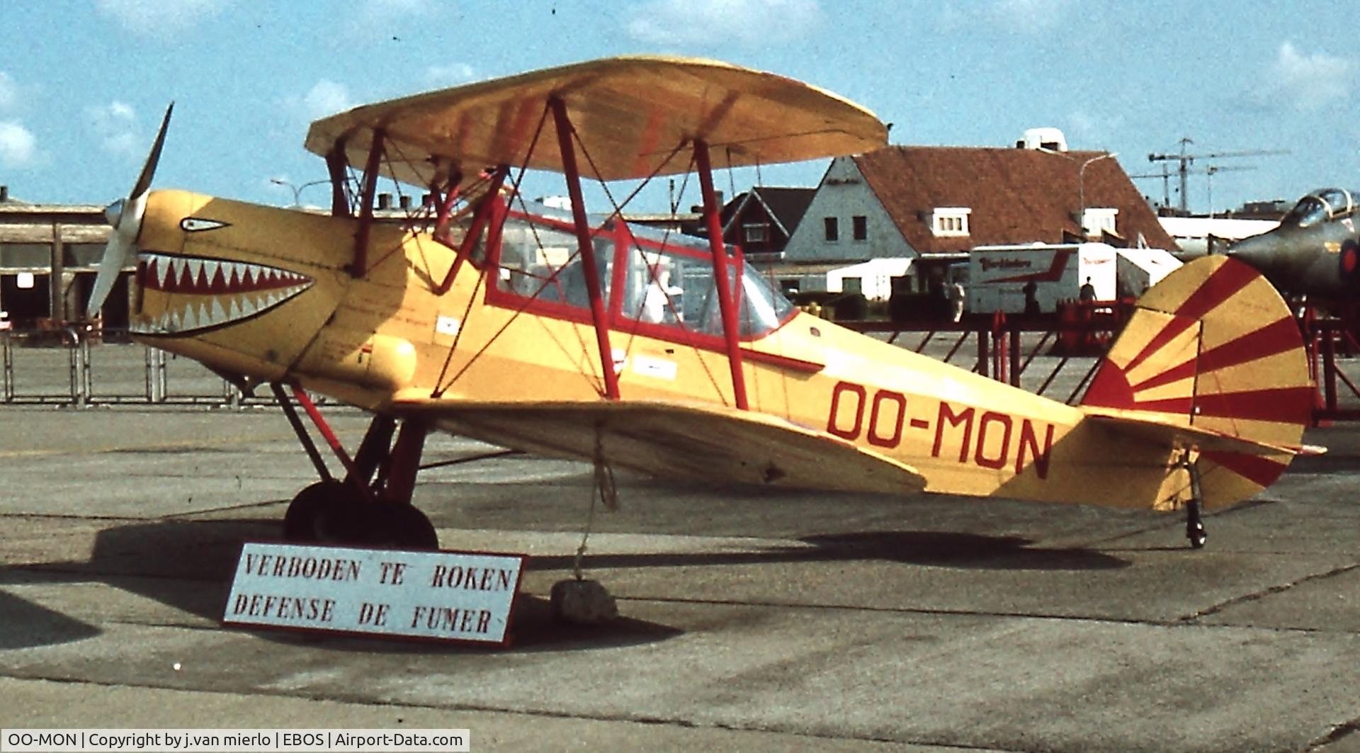 OO-MON, 1951 Stampe-Vertongen SV-4B C/N 1172, Ostend AirShow