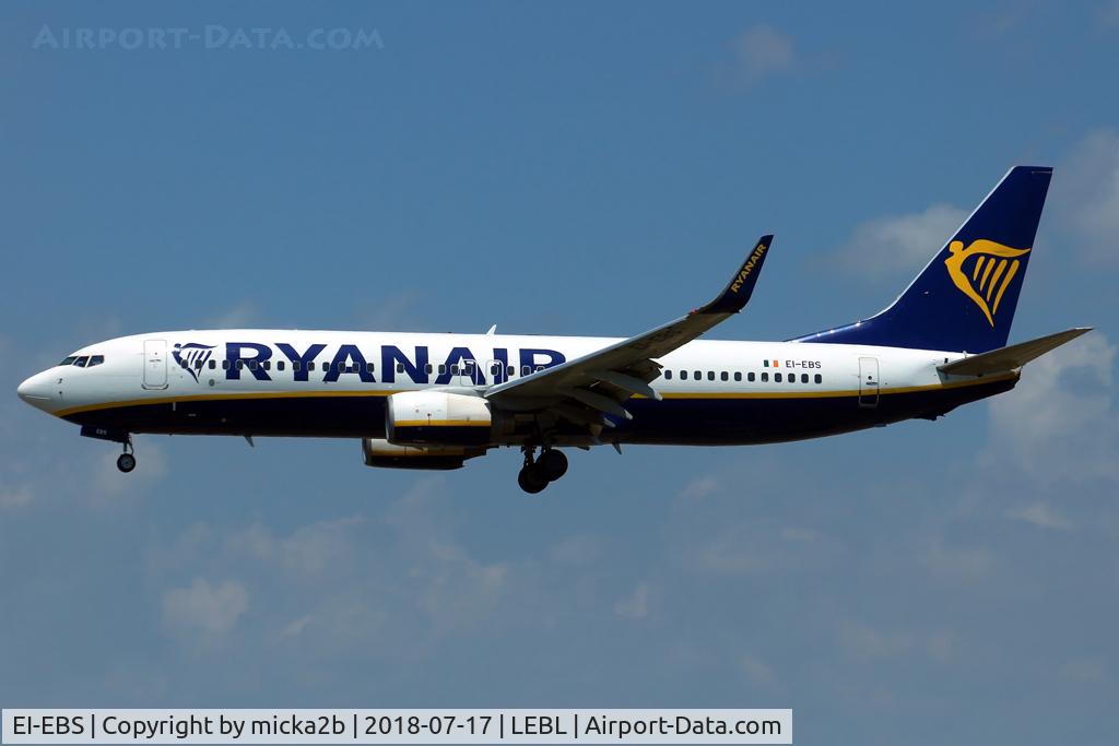 EI-EBS, 2009 Boeing 737-8AS C/N 35001, Landing