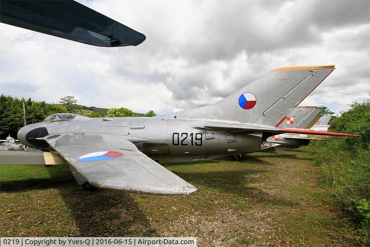 0219, Aero S-105 (MiG-19S) C/N 050219, Aero S-105 (MiG-19S), Savigny-Les Beaune Museum