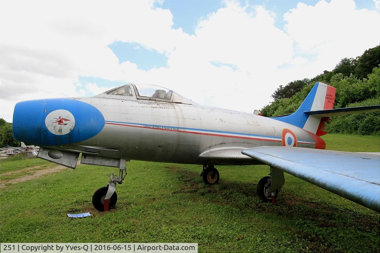 251, Dassault MD-450 Ouragan C/N 215, Dassault MD-450 Ouragan, Savigny-Les Beaune Museum