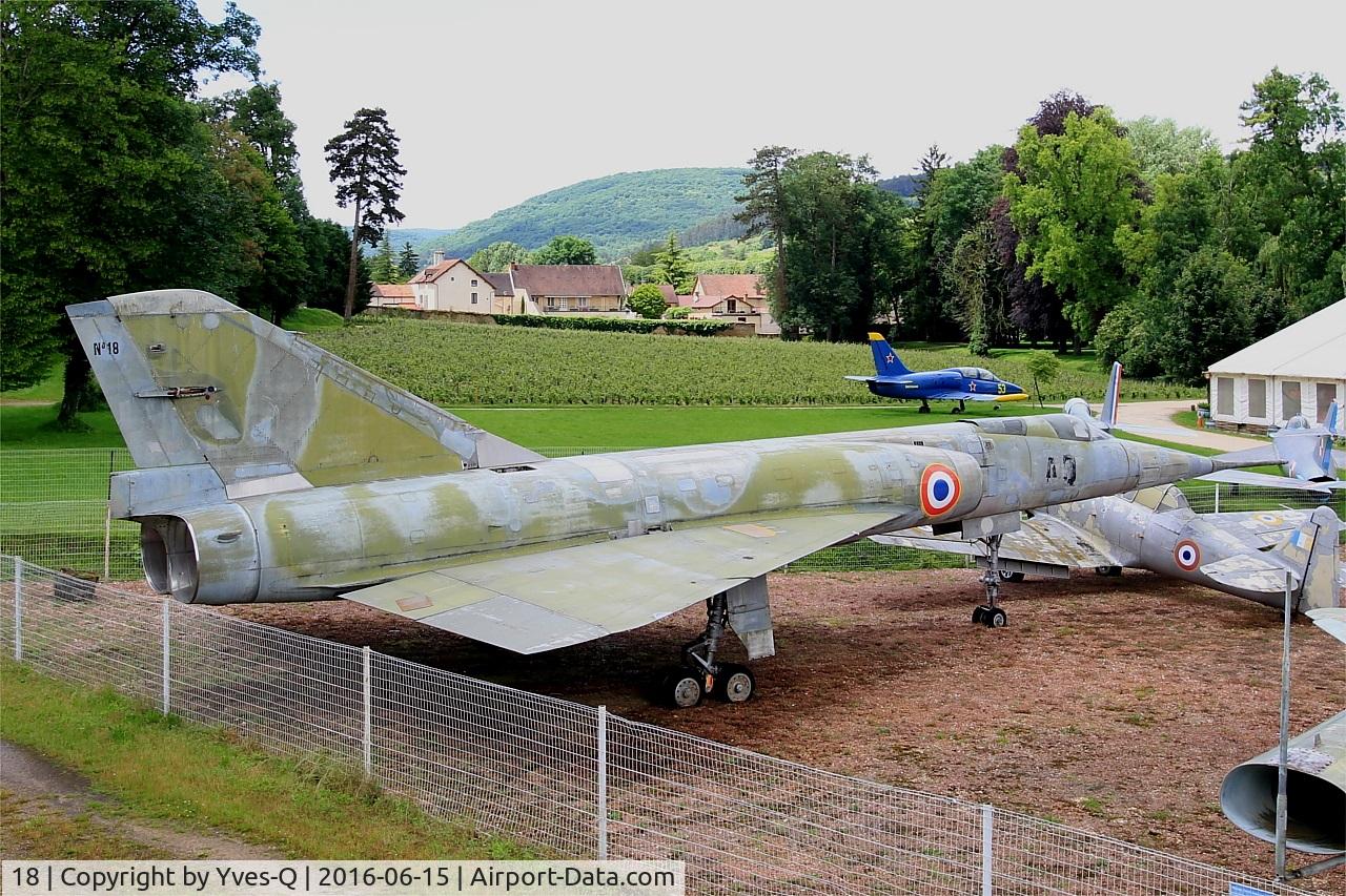 18, Dassault Mirage IVA C/N 18, Dassault Mirage IVA, Savigny-Les Beaune Museum