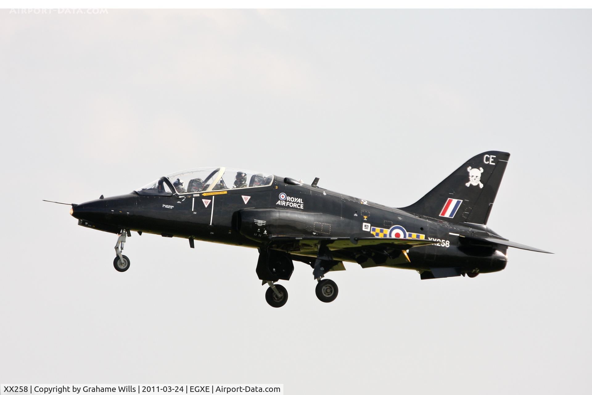 XX258, 1978 Hawker Siddeley Hawk T.1A C/N 094/312094, Hawker Siddeley Hawk T1A XX258/CE 100 Sqd RAF, Leeming 24/3/11