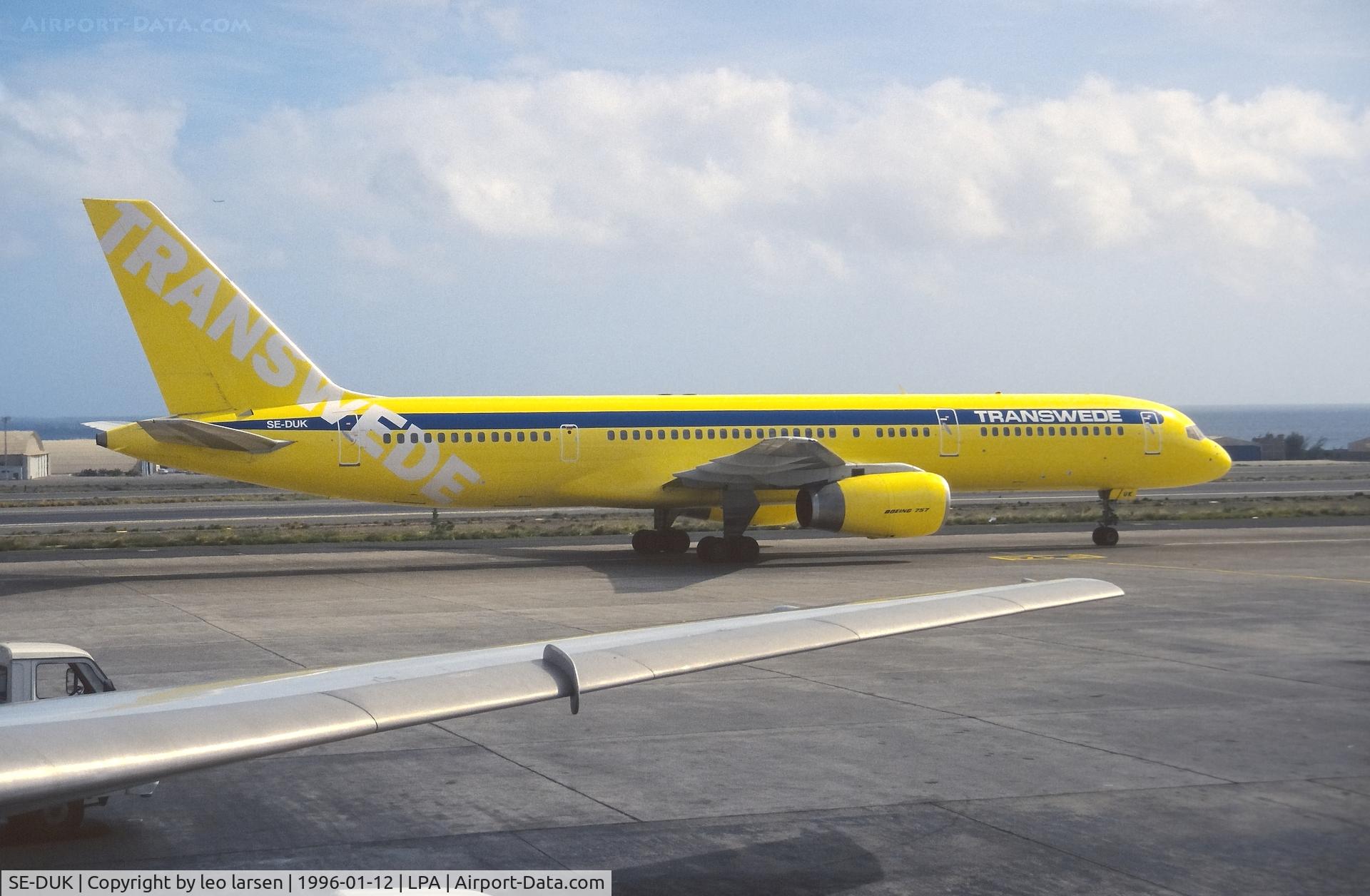 SE-DUK, 1991 Boeing 757-236 C/N 25054, Las Palmas 12.1.1996