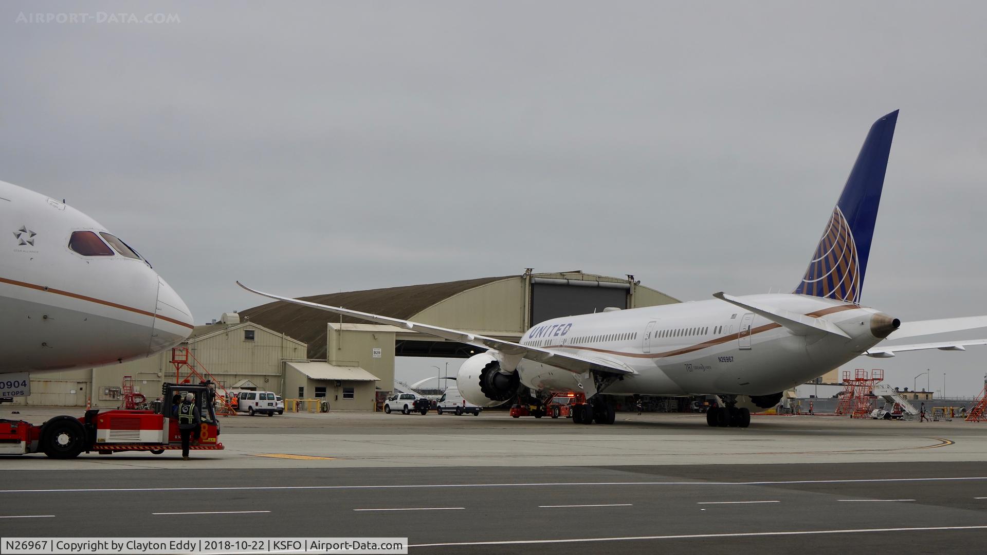 N26967, 2016 Boeing 787-9 Dreamliner Dreamliner C/N 60144, SFO 2018.