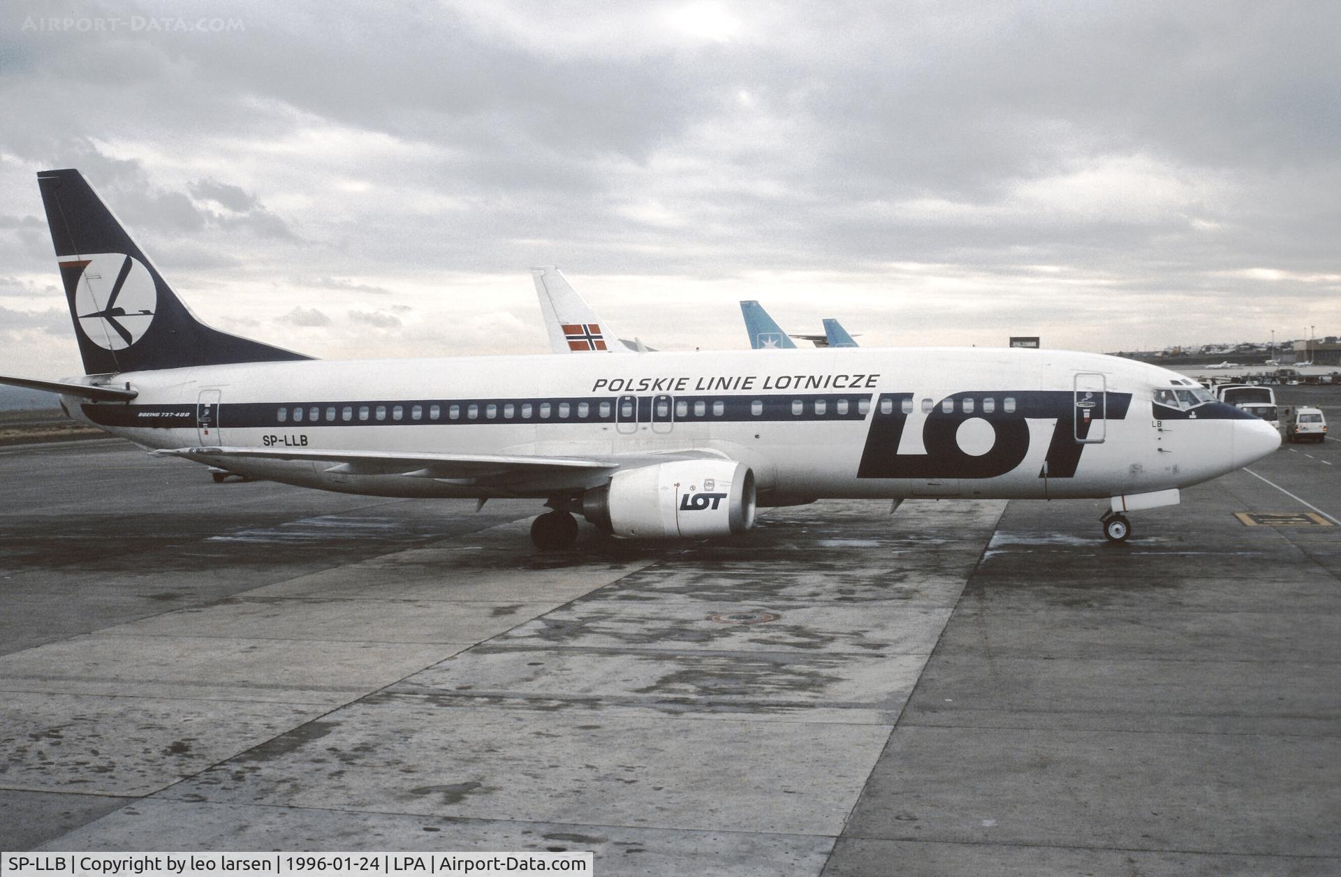 SP-LLB, 1993 Boeing 737-45D C/N 27156/2492, Las Palmas 24.1.1996